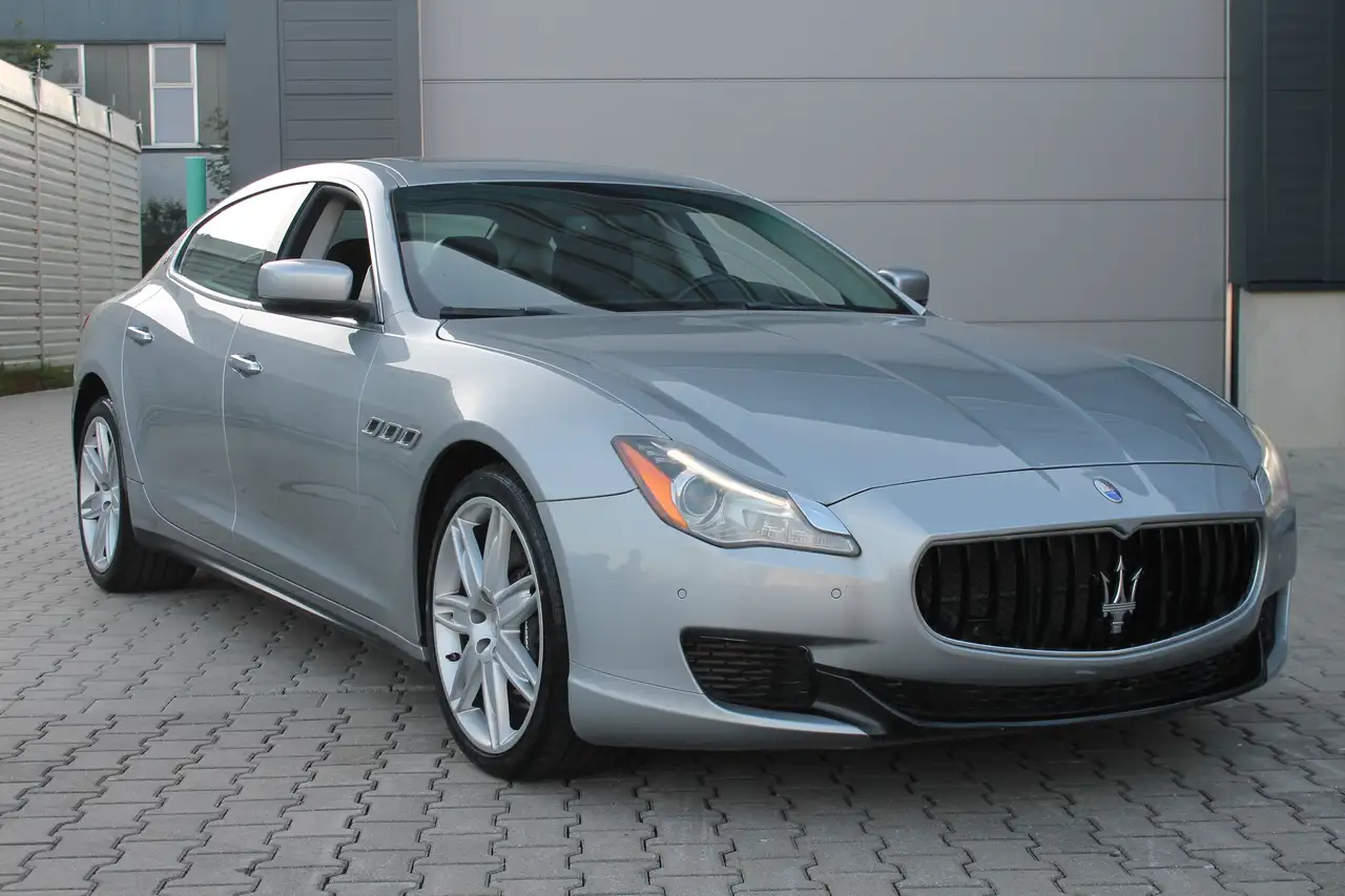 Maserati Quattroporte