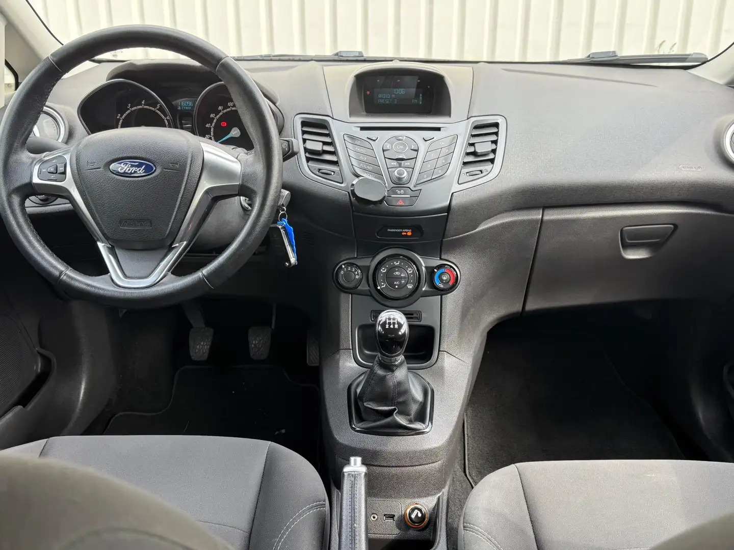Ford Fiesta 1.25 Titanium D-RiemVervangen,Airco,CruiseControle Grey - 2