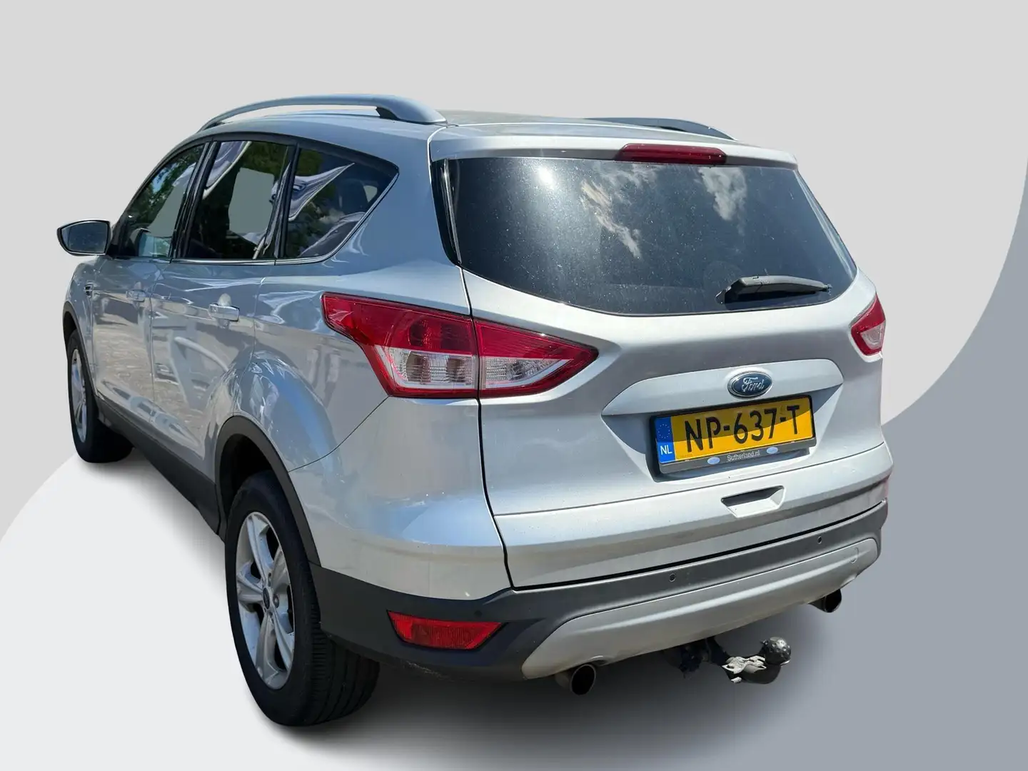 Ford Kuga 1.5 Ecoboost Titanium 120pk Trekhaak | SYNC 2 | St Grijs - 2