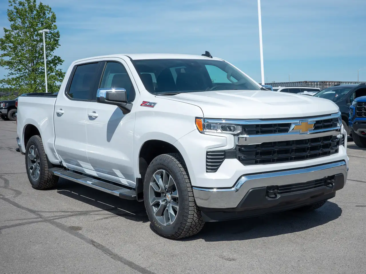 Chevrolet Silverado 1500 снимка Chevrolet Silverado 1500