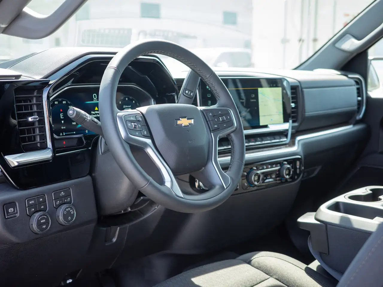 Chevrolet Silverado 1500 снимка Chevrolet Silverado 1500
