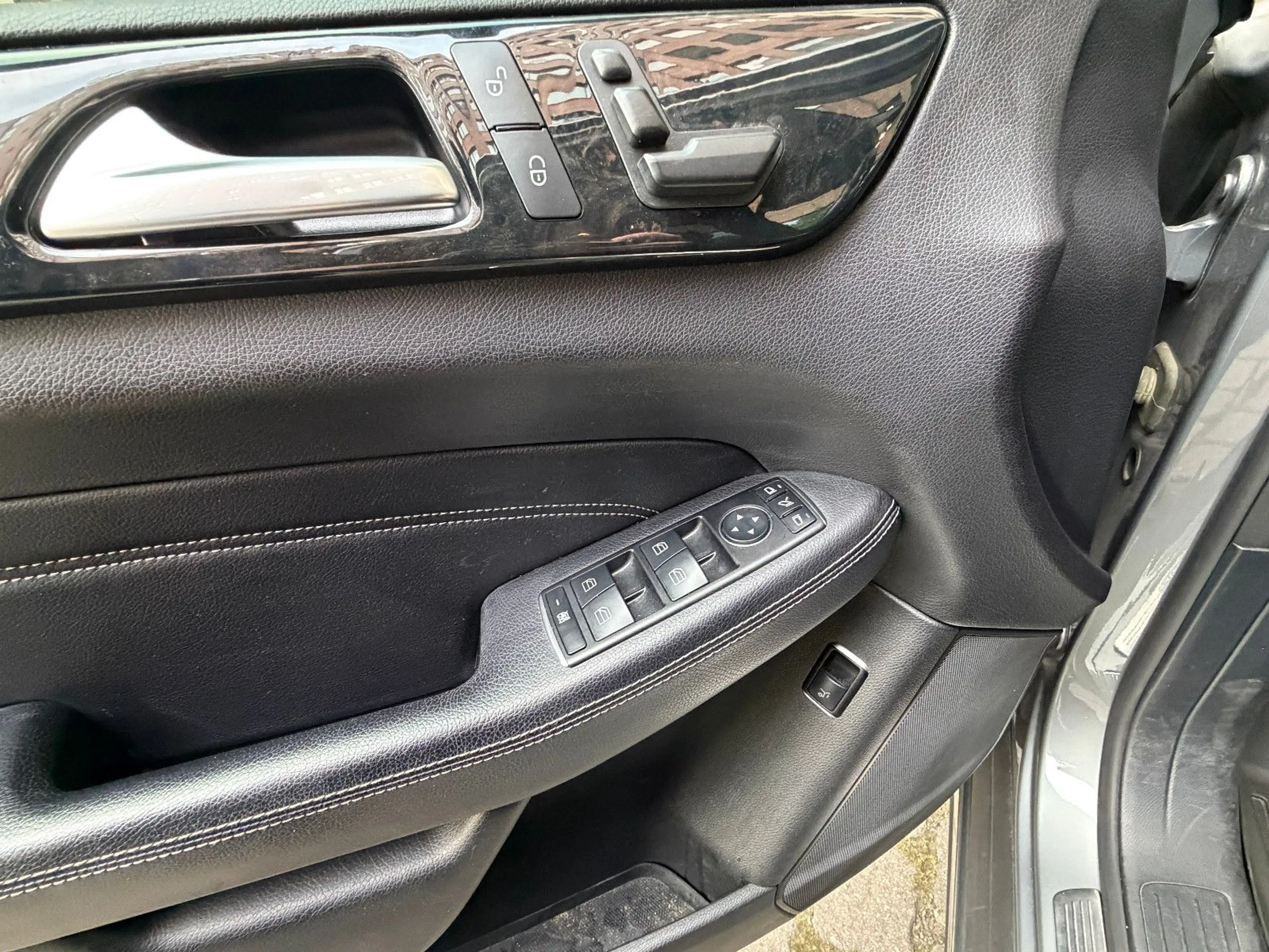 Mercedes-Benz ML 350 CDI BlueTec 4Matic LEDER°NAVI — photo 15