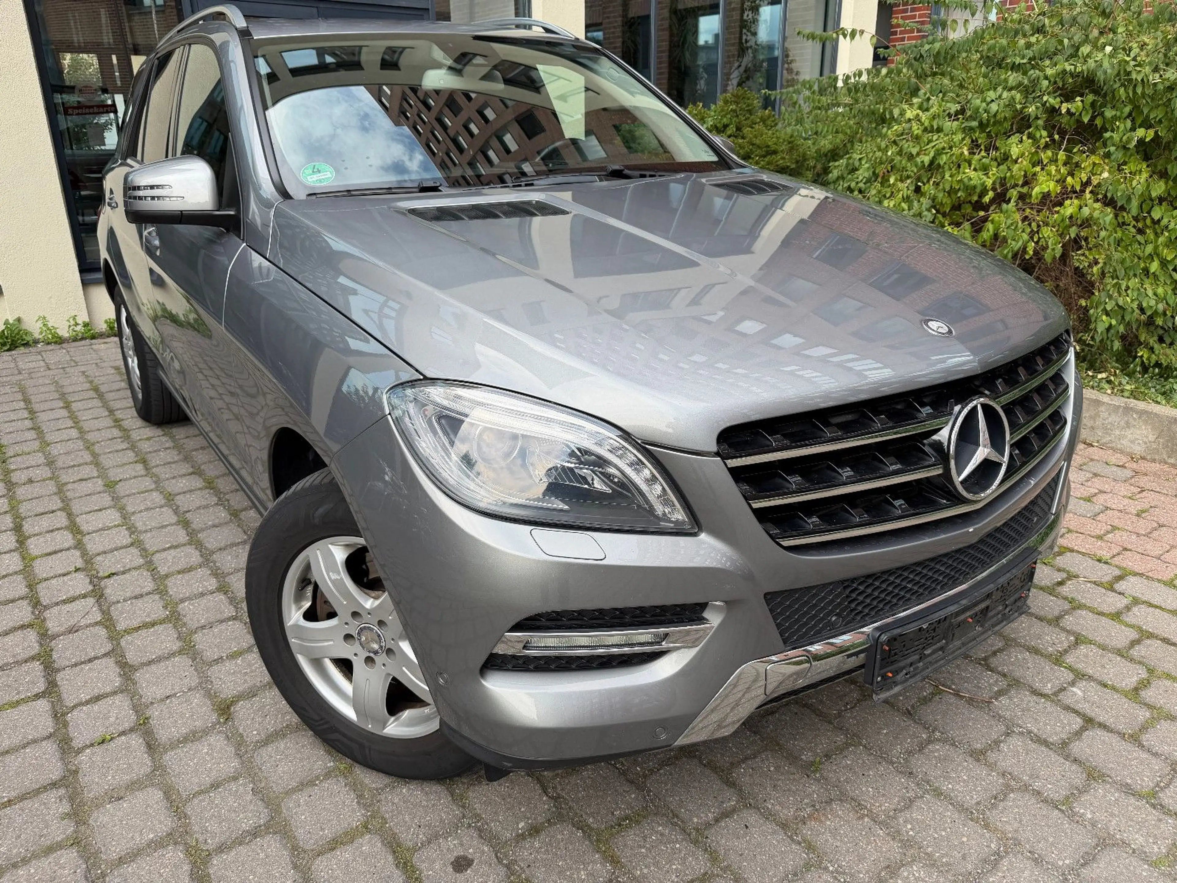 Mercedes-Benz ML 350 CDI BlueTec 4Matic LEDER°NAVI