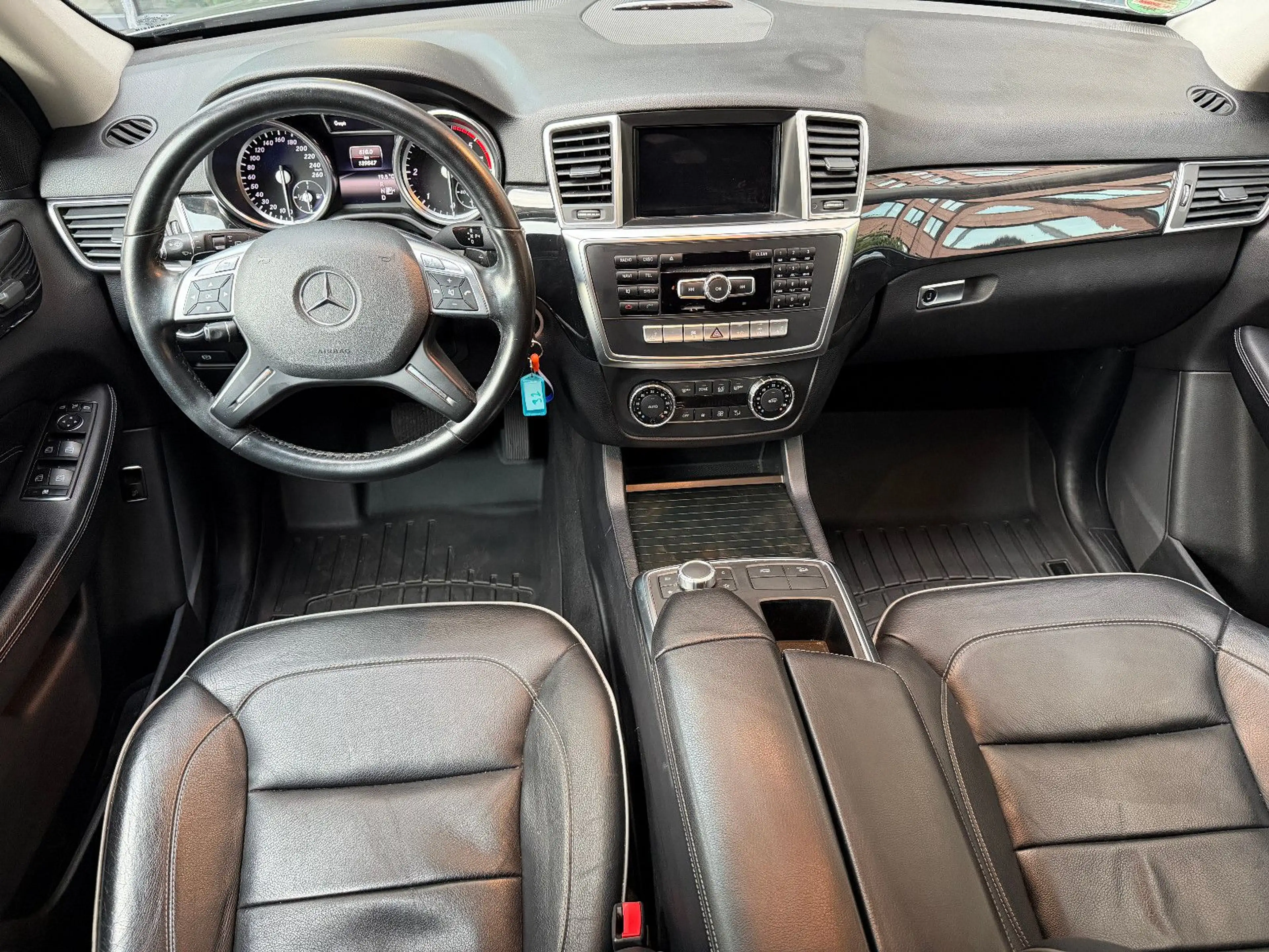 Mercedes-Benz ML 350 CDI BlueTec 4Matic LEDER°NAVI — photo 10