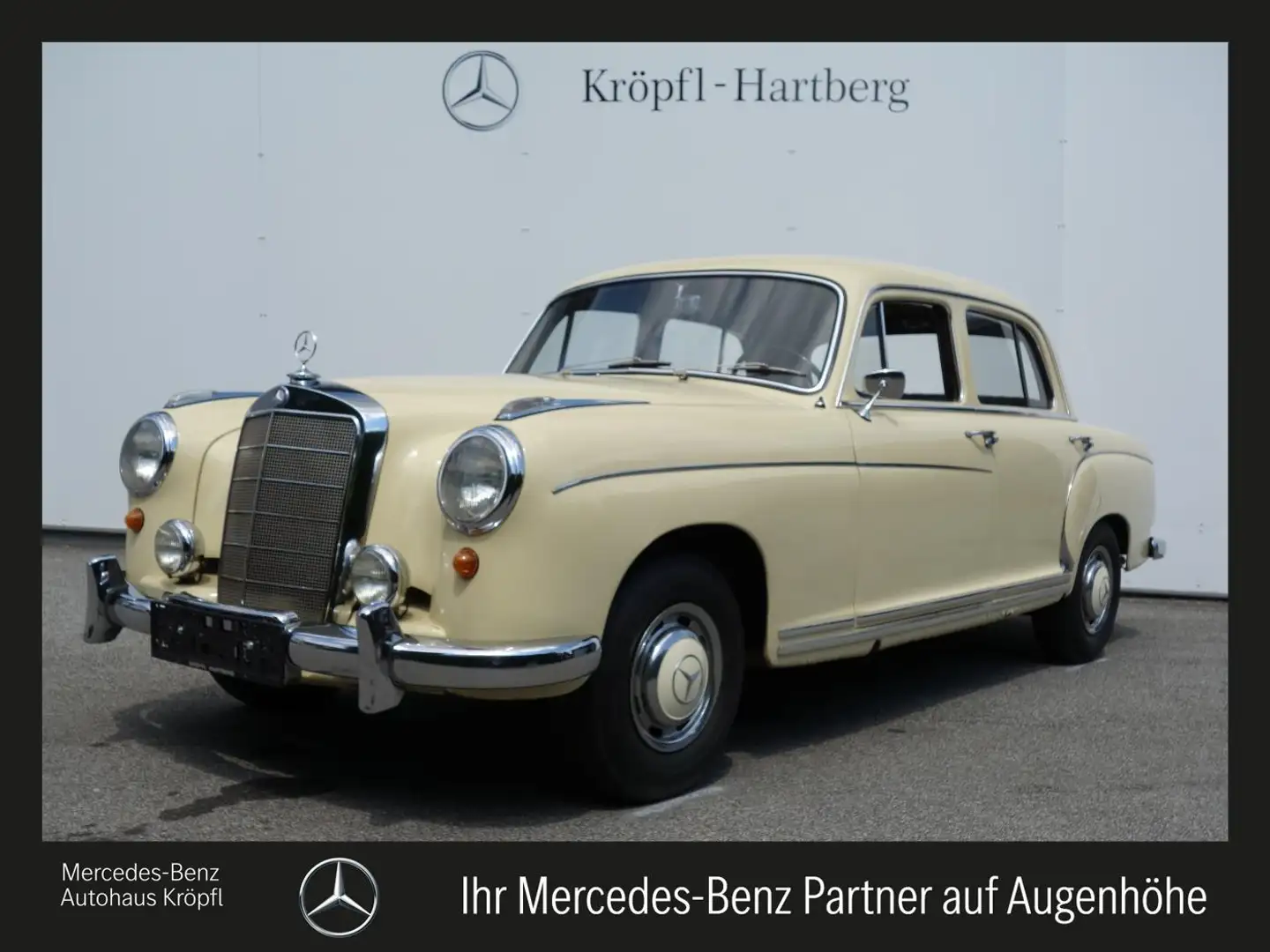 Mercedes-Benz 220 S W180 Beige - 1