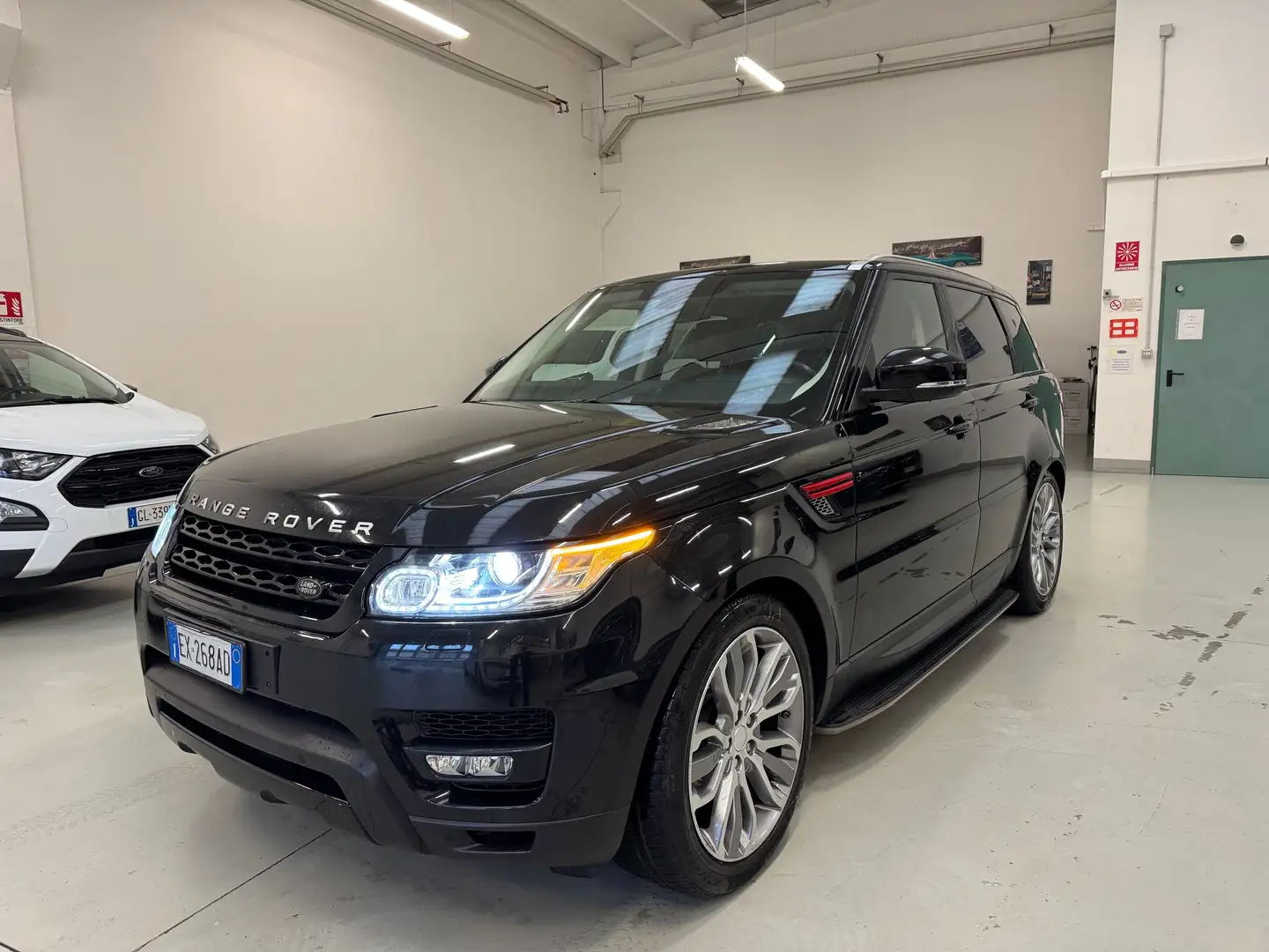 Land Rover Range Rover Sport 3.0 TdV6 HSE AUTOM. 250CV " SUPER PREZZO " Schwarz - 1