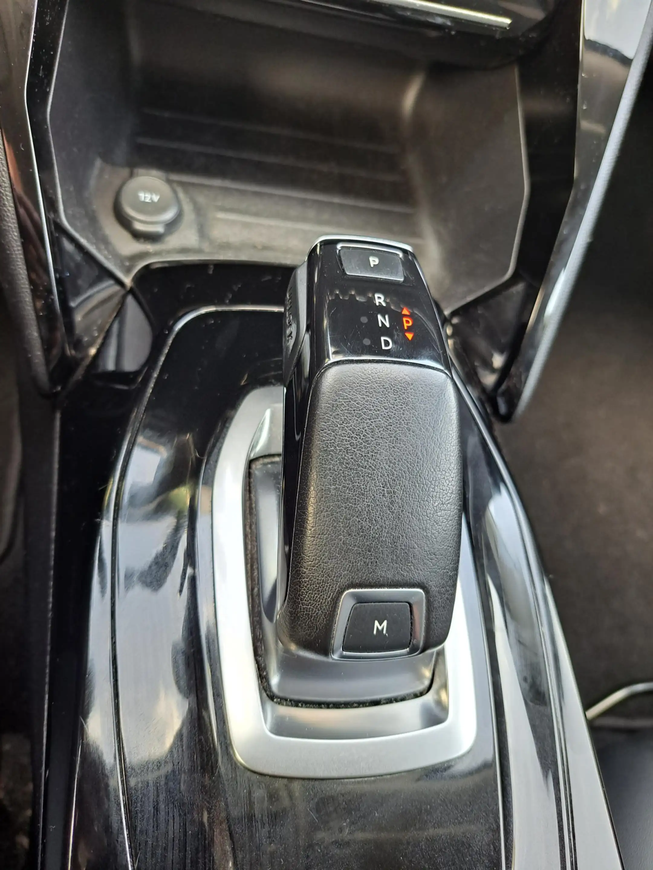 Peugeot 2008 1.2 PureTech Allure Pack - Trekhaak — photo 22
