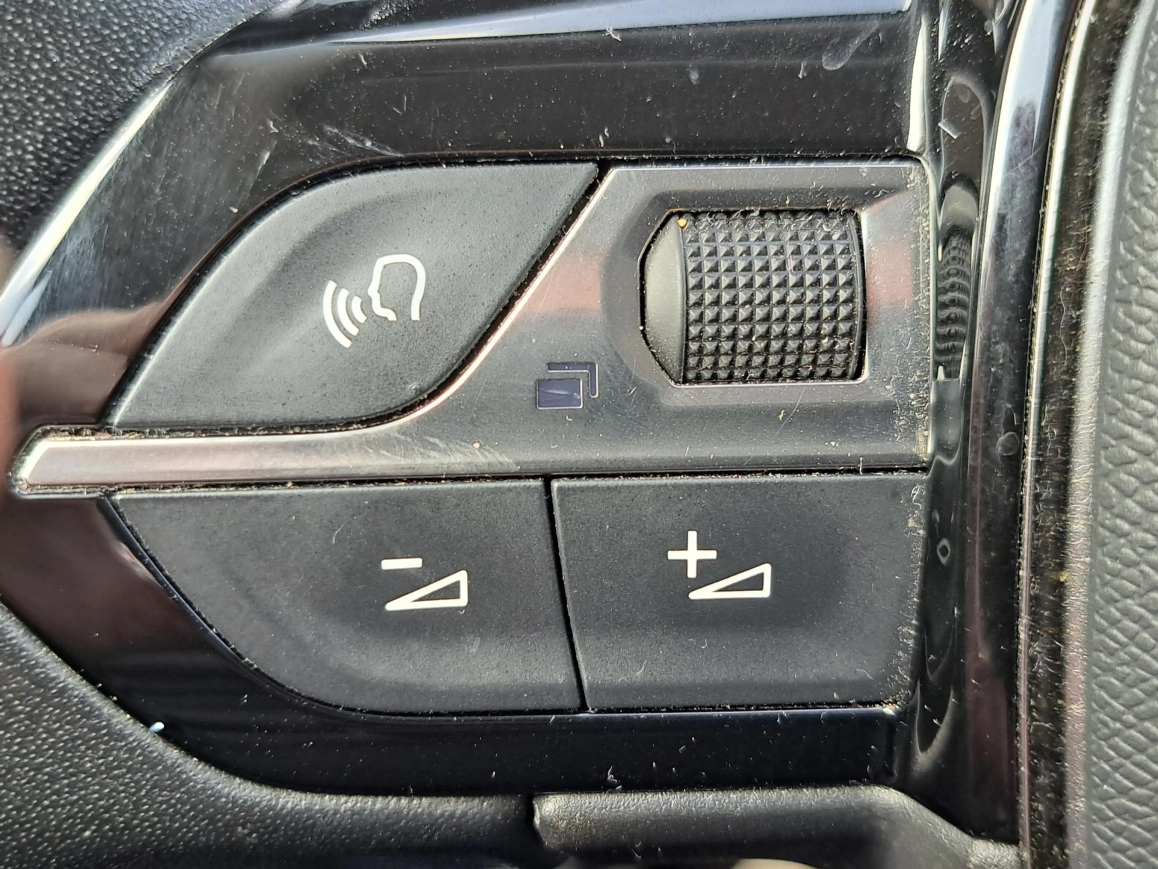 Peugeot 2008 1.2 PureTech Allure Pack - Trekhaak — photo 13