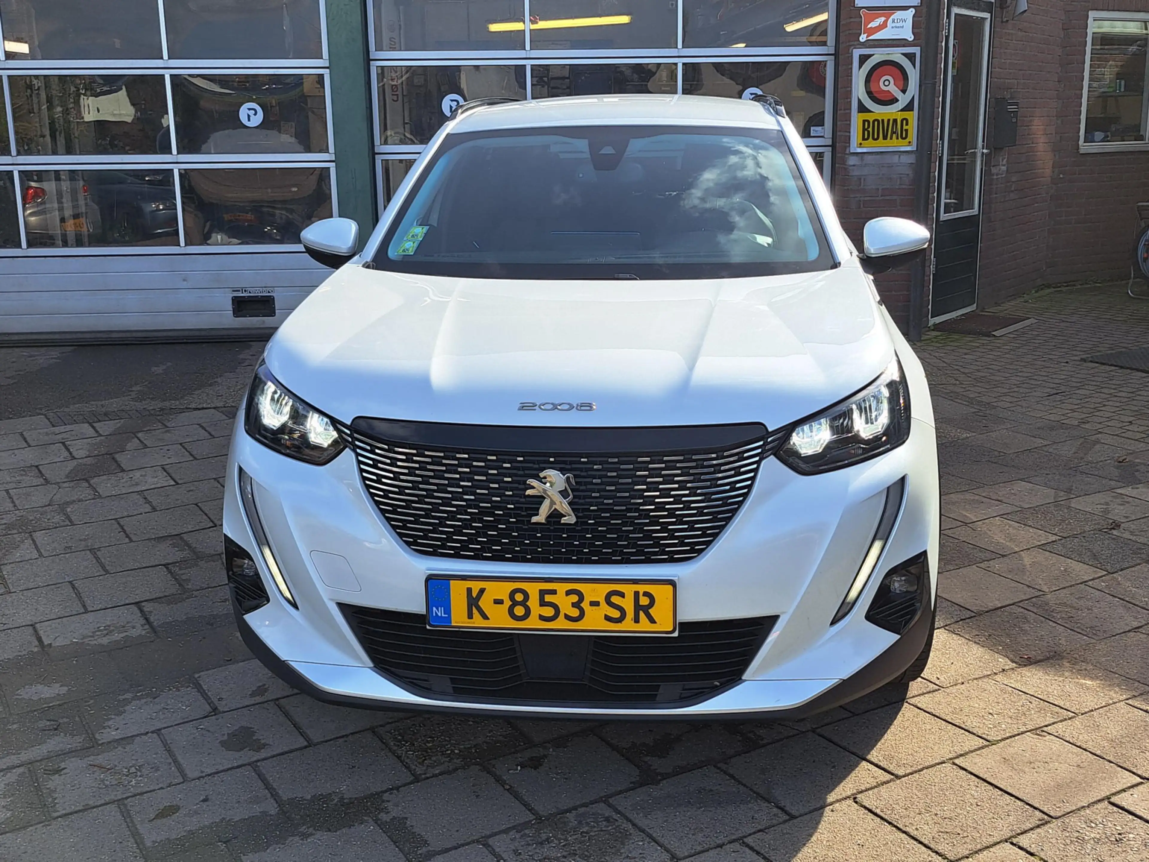 Peugeot 2008 1.2 PureTech Allure Pack - Trekhaak — photo 3