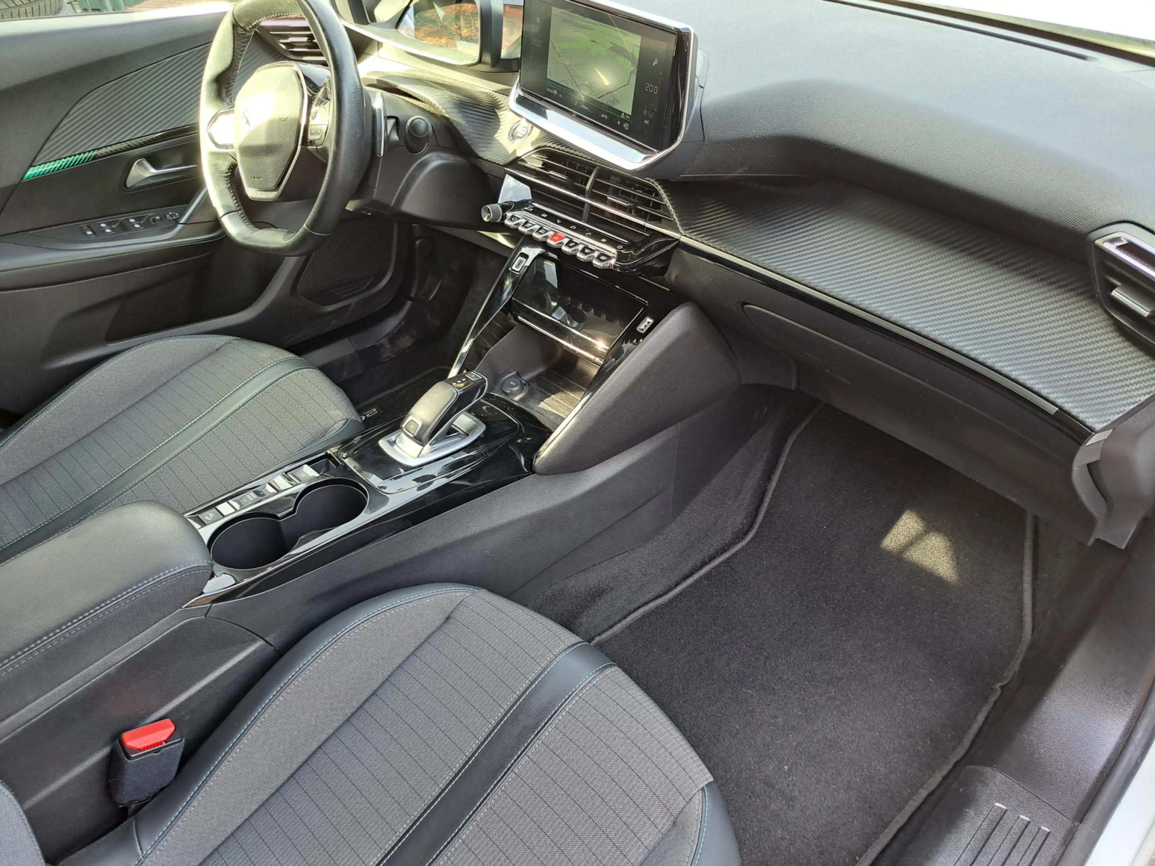 Peugeot 2008 1.2 PureTech Allure Pack - Trekhaak — photo 9