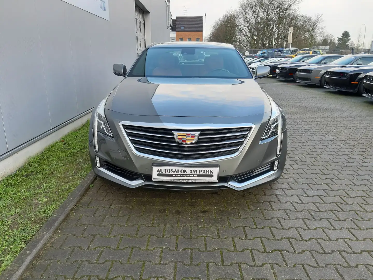 Cadillac CT6 Luxury 3,0 V6 AWD deut. Modell | Scheckheft Gris - 2