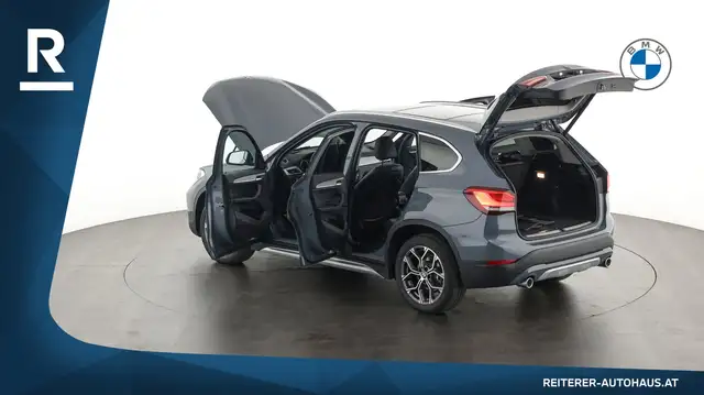 BMW X1 view 10