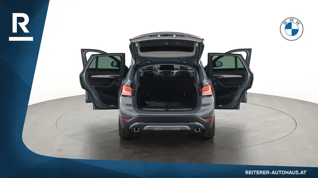 BMW X1 view 11