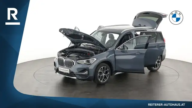 BMW X1 view 9