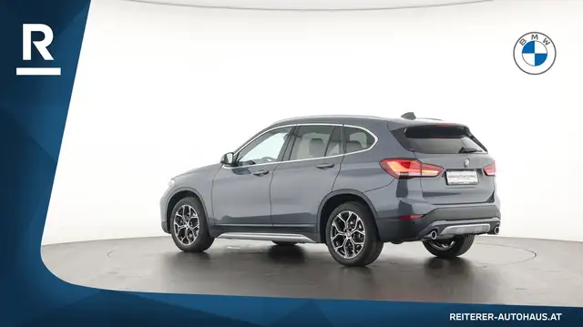 BMW X1 view 4