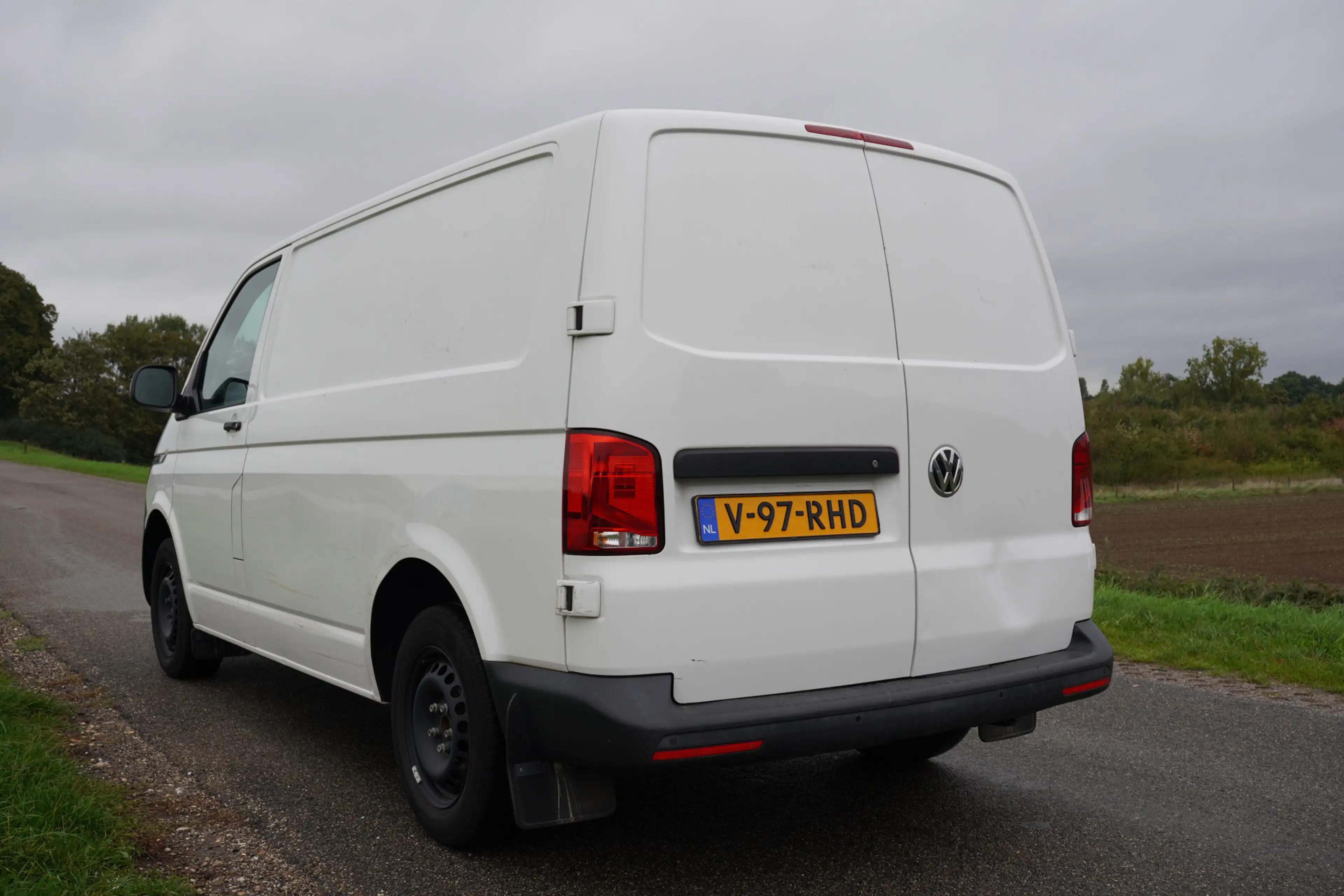 Volkswagen T6.1 Transporter 2.0 TDI L1H1 28 Comfortline / Airco / 3 persoon / — photo 10