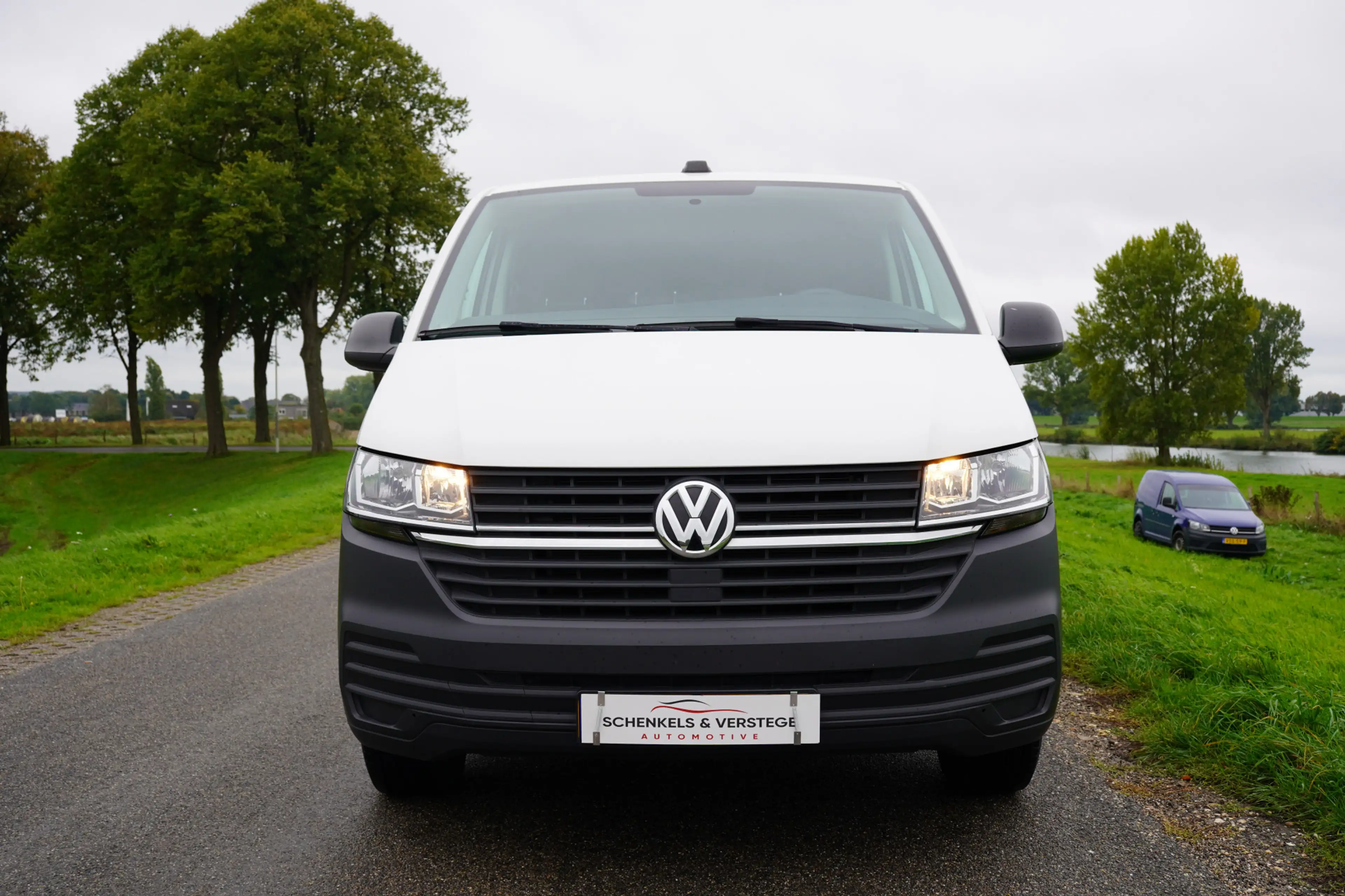 Volkswagen T6.1 Transporter 2.0 TDI L1H1 28 Comfortline / Airco / 3 persoon / — photo 3