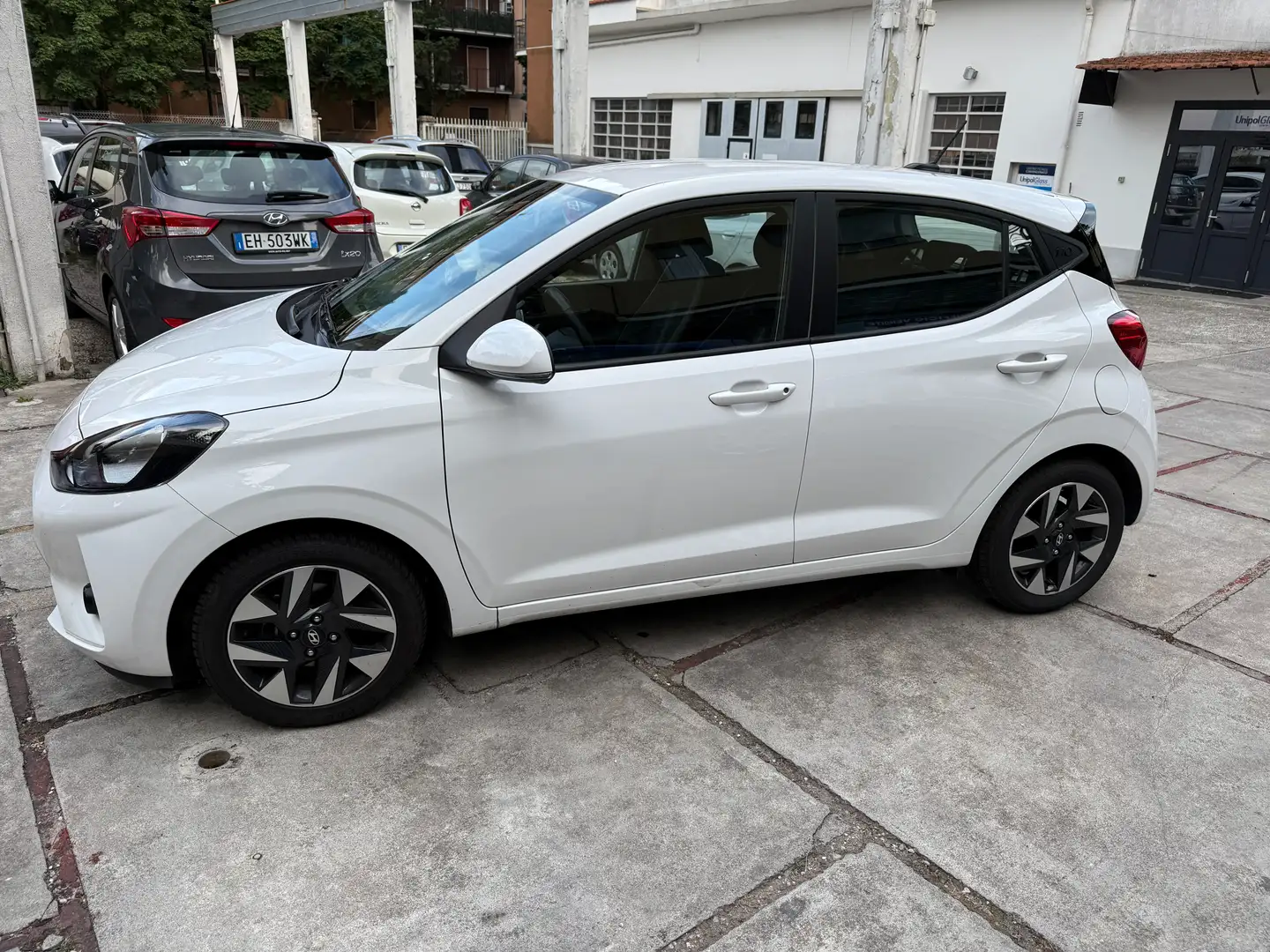 Hyundai i10 i10 1.0 mpi Prime 67cv automatica Bianco - 2