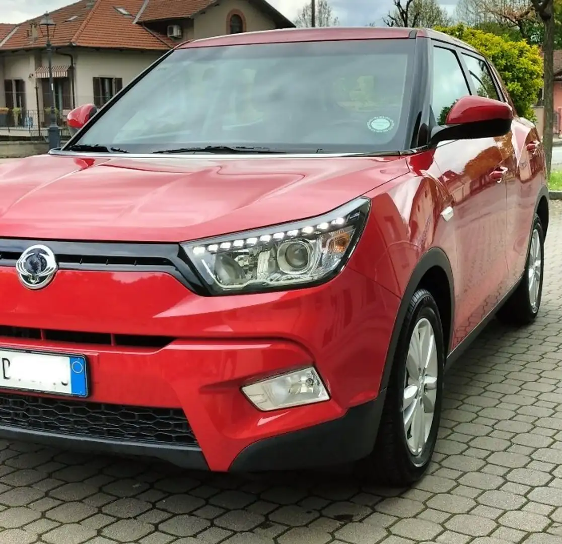 SsangYong Tivoli Tivoli 1.6d Go awd Piros - 2