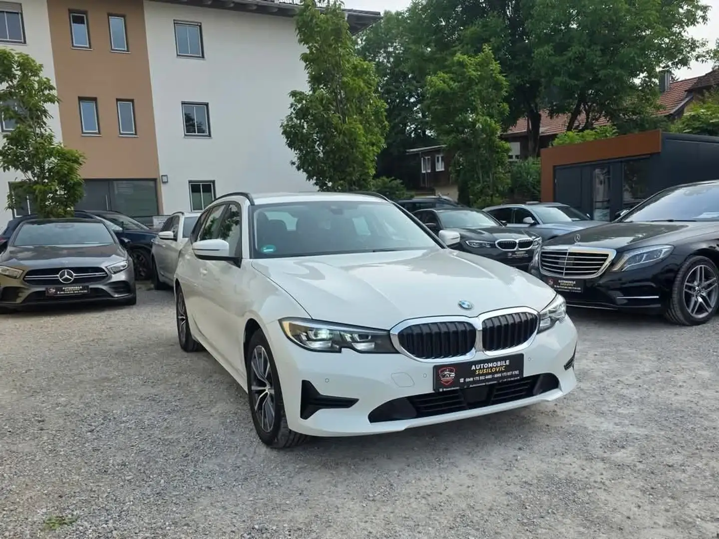 BMW 320 Baureihe 3 Touring 320dxDrive /Touring/Sport Weiß - 2