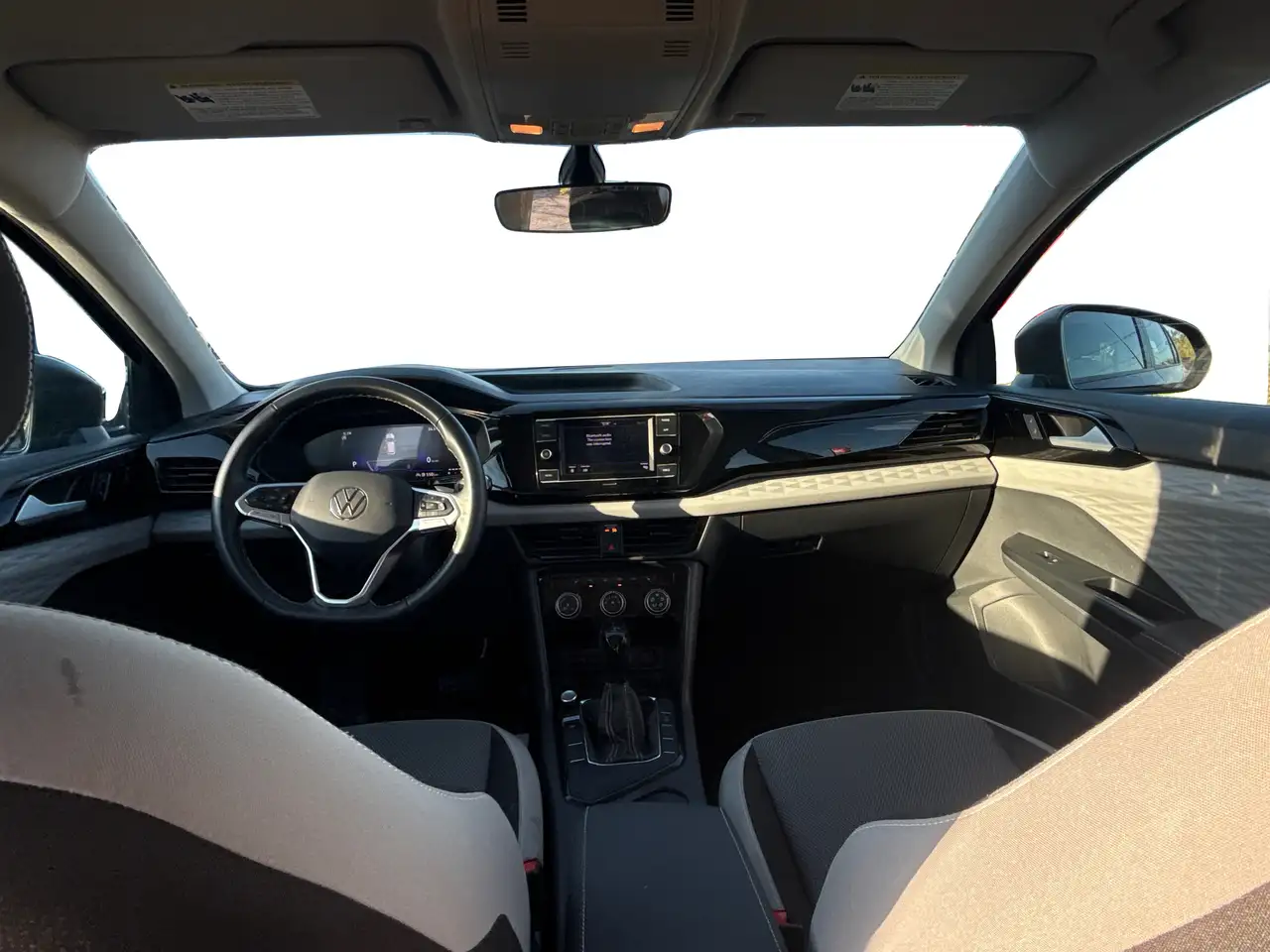 Volkswagen Taos снимка Volkswagen Taos