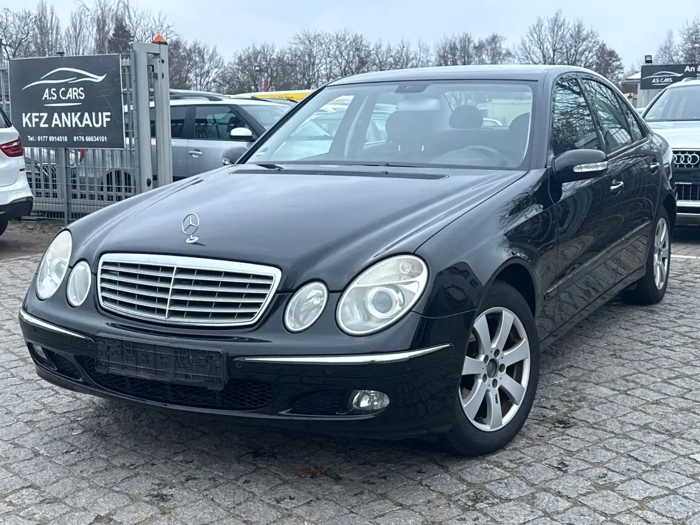 Mercedes-Benz E 200 CDI Elegance Lim*Autm*Alu*Sitzhzg*Euro4 Schwarz - 1