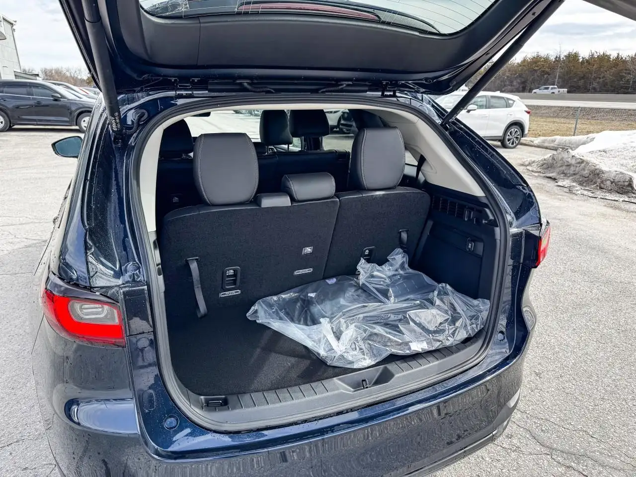 Mazda CX-90 MHEV снимка Mazda CX-90 MHEV