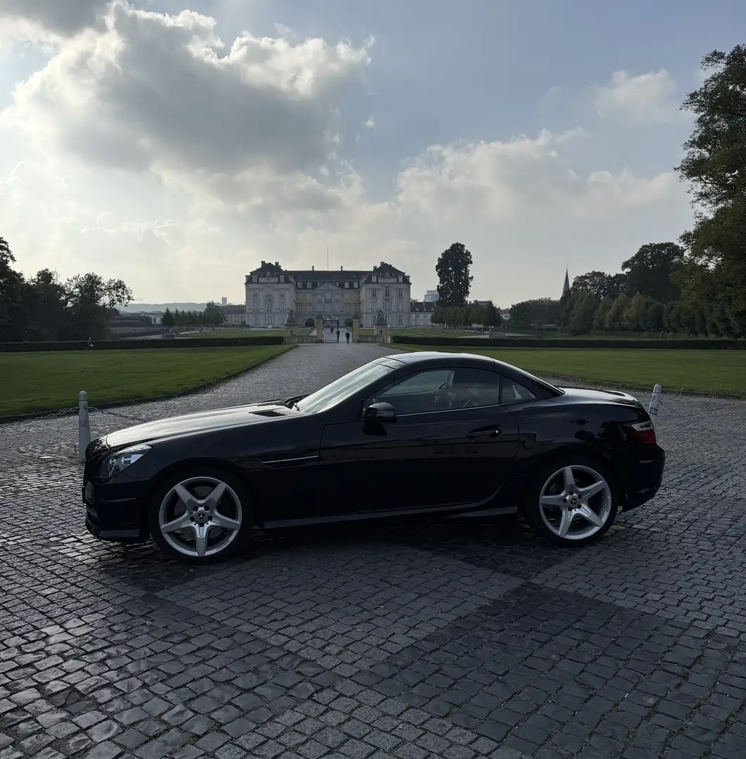 Mercedes-Benz SLK 250 (BlueEFFICIENCY) 7G-TRONIC - 1