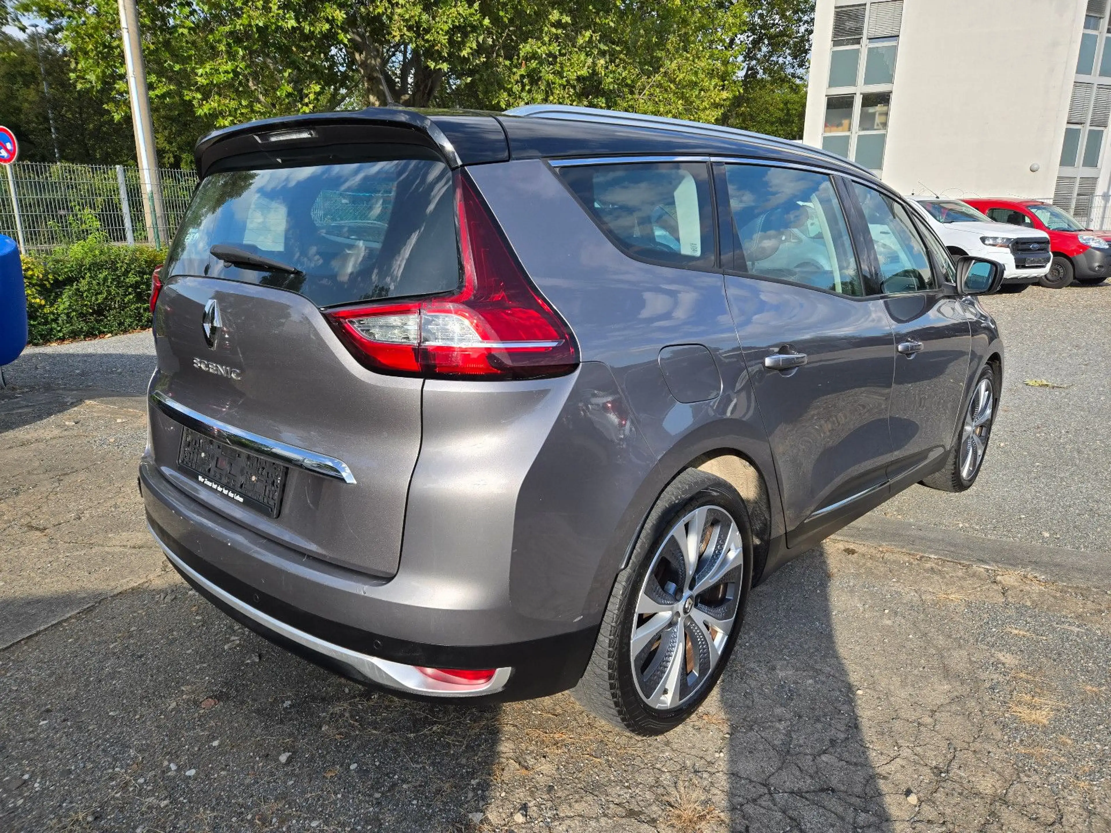 Renault Grand Scenic / 7 Sitzer — photo 5
