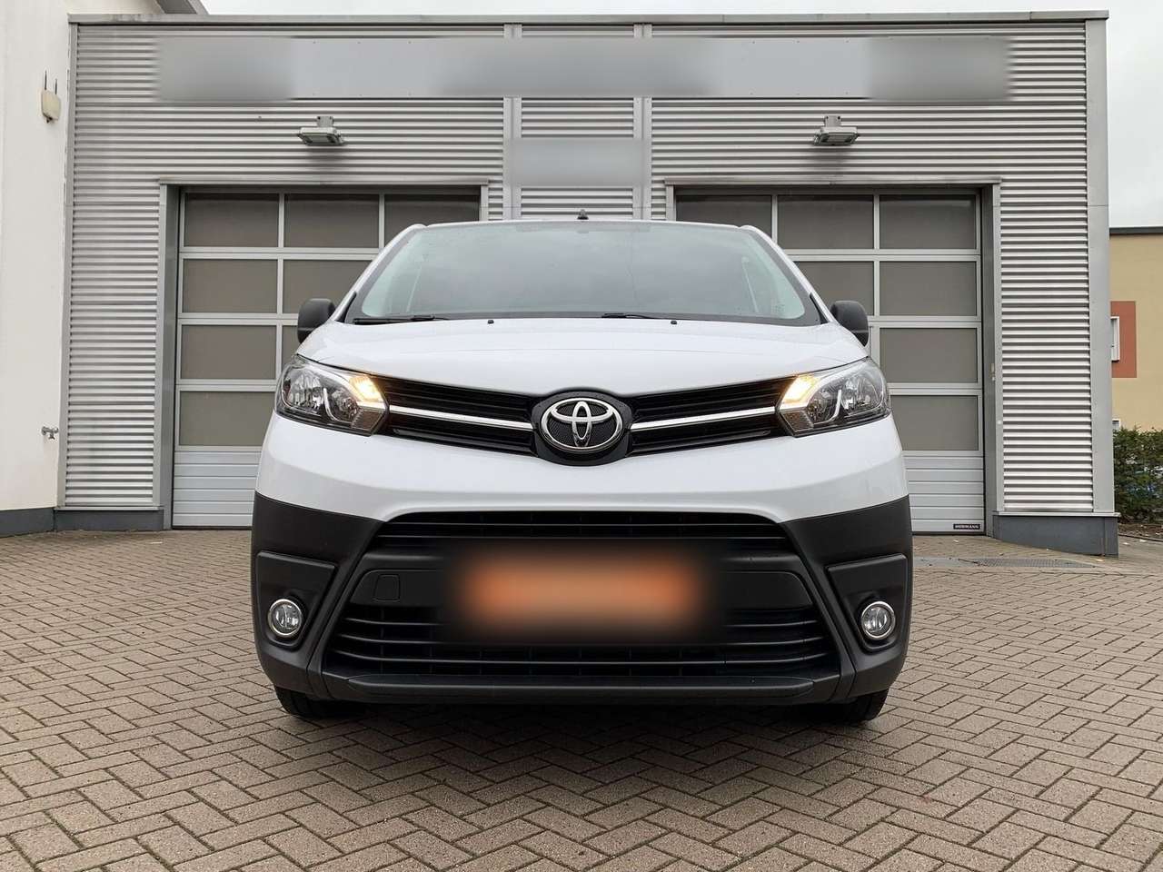Toyota-Proace-Verso L2 Kombi Klima+Temp.+Sitzhz+CarPlay
