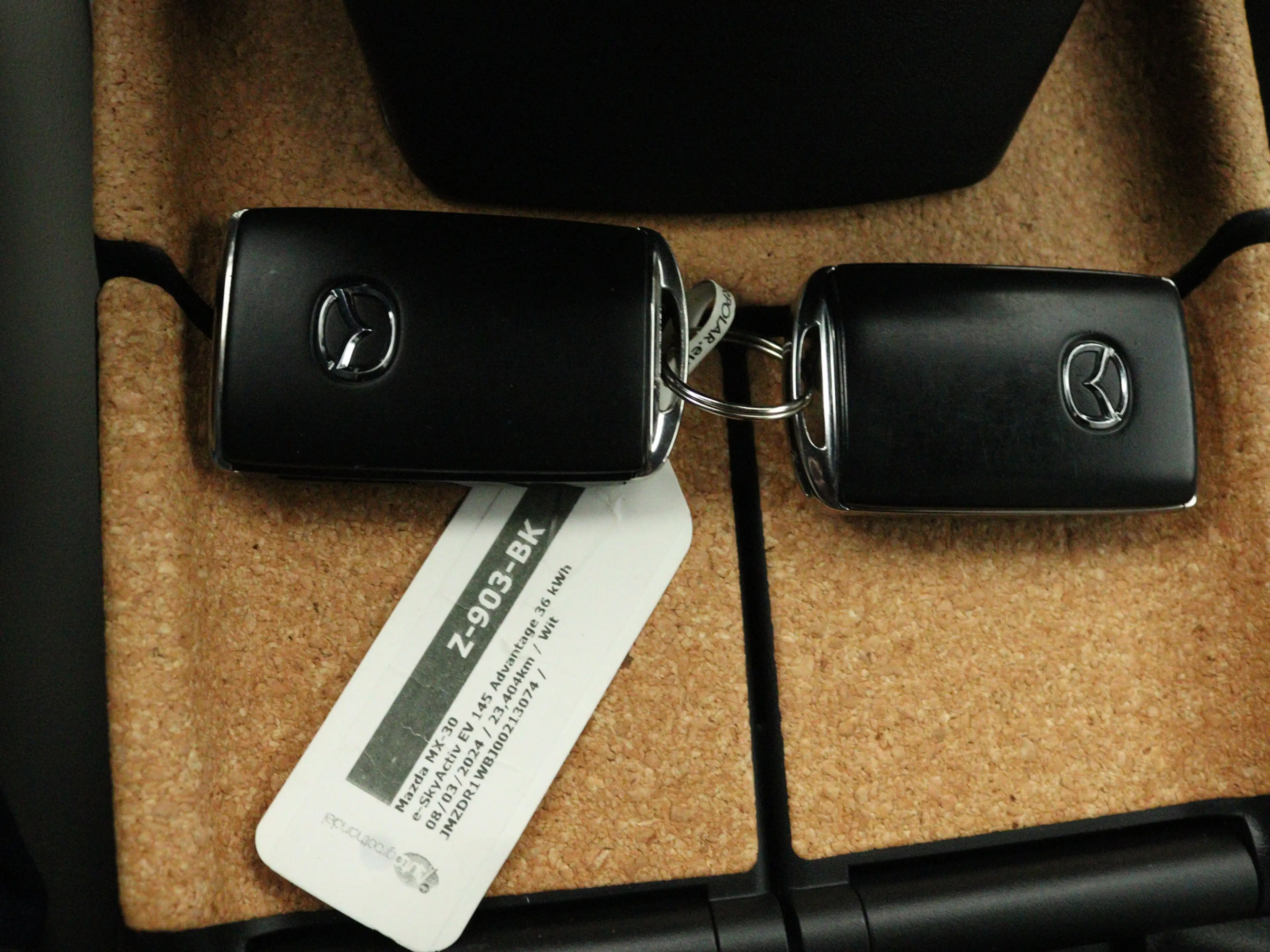 Mazda MX-30 e-SkyActiv EV 145 Advantage 36 kWh Onderweg-naar-d — photo 4