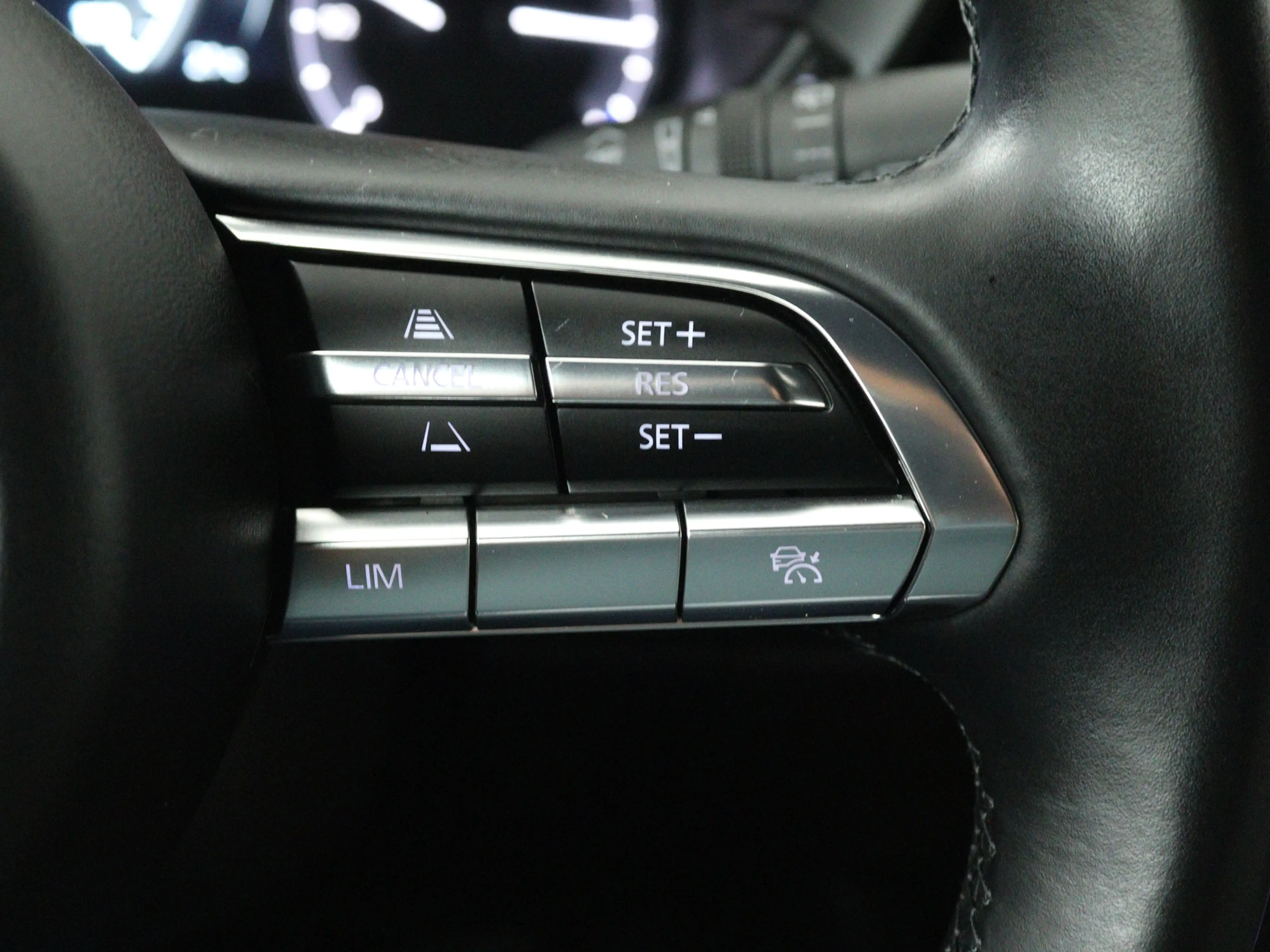Mazda MX-30 e-SkyActiv EV 145 Advantage 36 kWh Onderweg-naar-d — photo 9