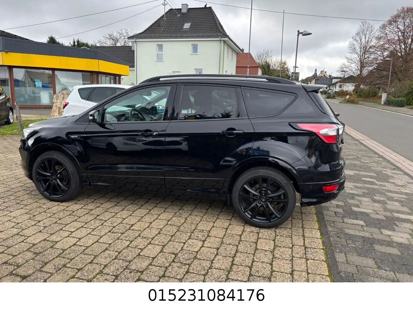 Ford Kuga ST-Line+Teilleder+Tempomat+Rückfahrkam+Navi Schwarz - 2