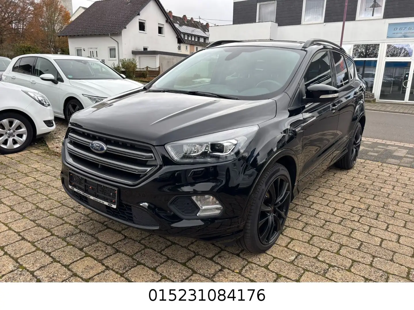 Ford Kuga ST-Line+Teilleder+Tempomat+Rückfahrkam+Navi Schwarz - 1