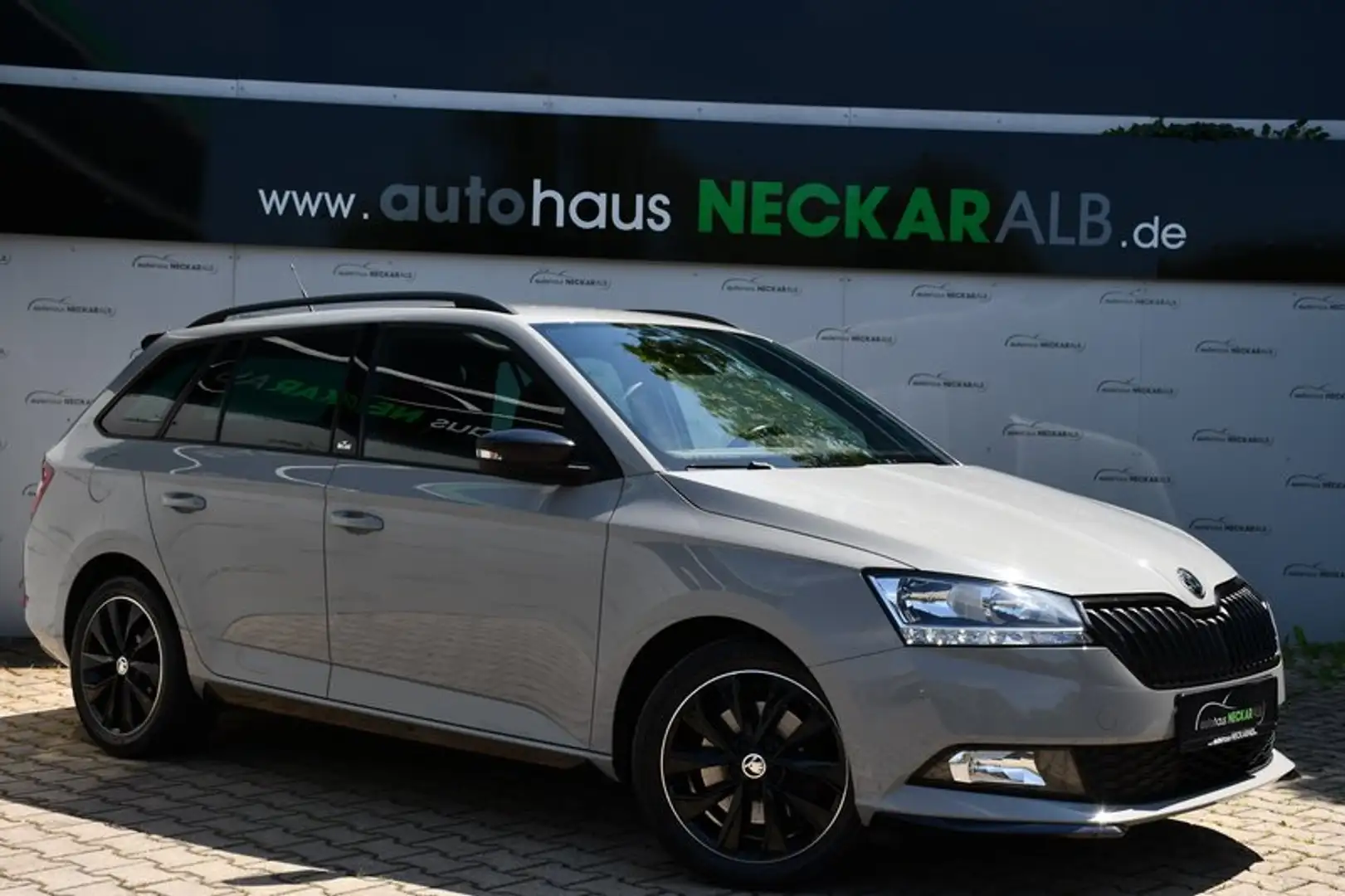 Skoda Fabia Combi Monte Carlo *Kamera*CarPlay* Grau - 1