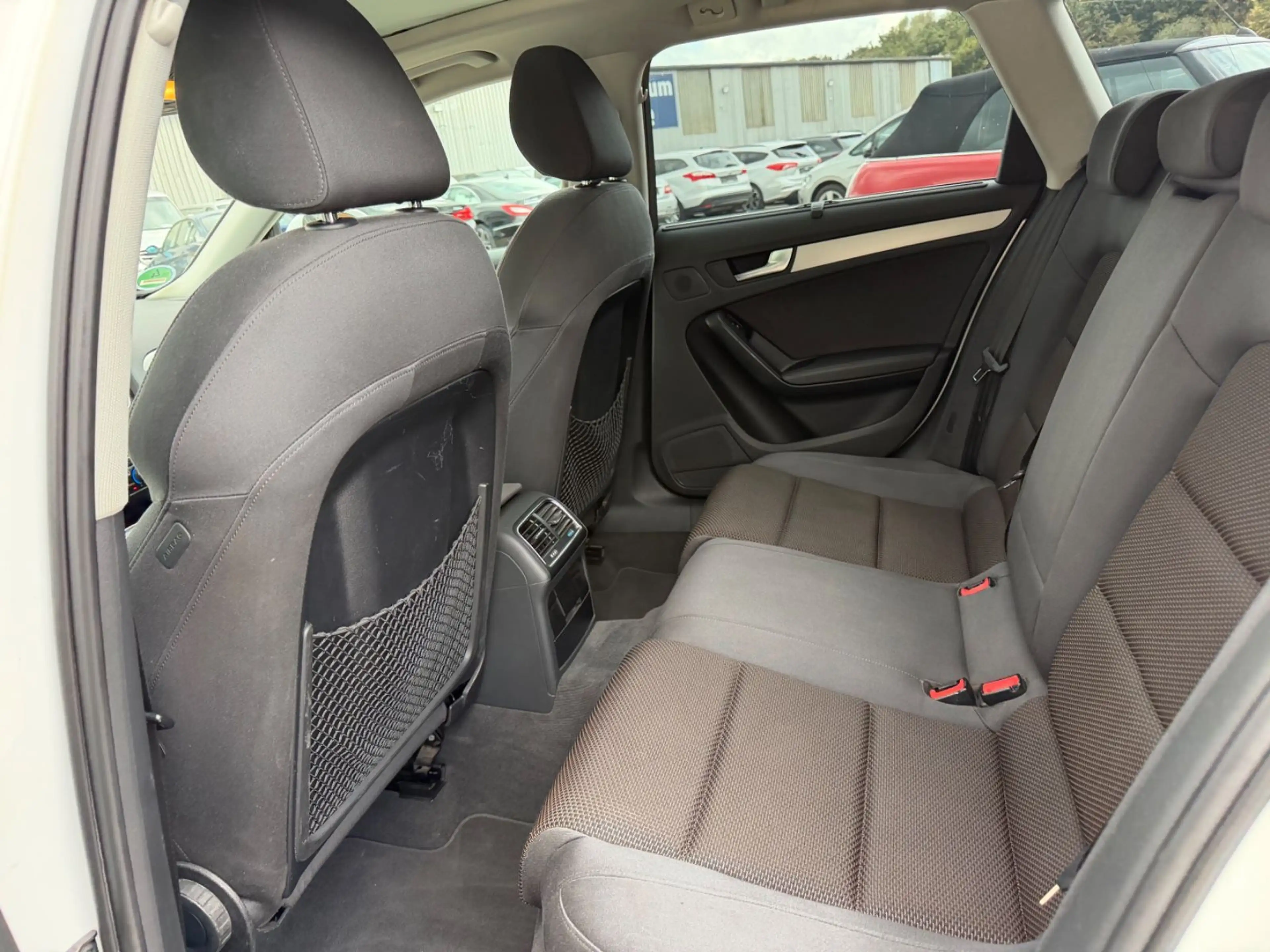 Audi A4 allroad quattro 2.0 TDI/EURO5/TEMPOMAT/XENON — photo 11