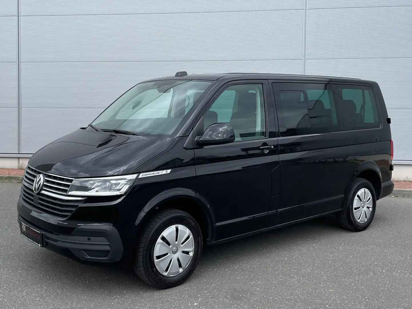 Volkswagen T6 Caravelle T6.1 Caravelle Comfortline NAV LED TEMP DAB PDC Negro - 1