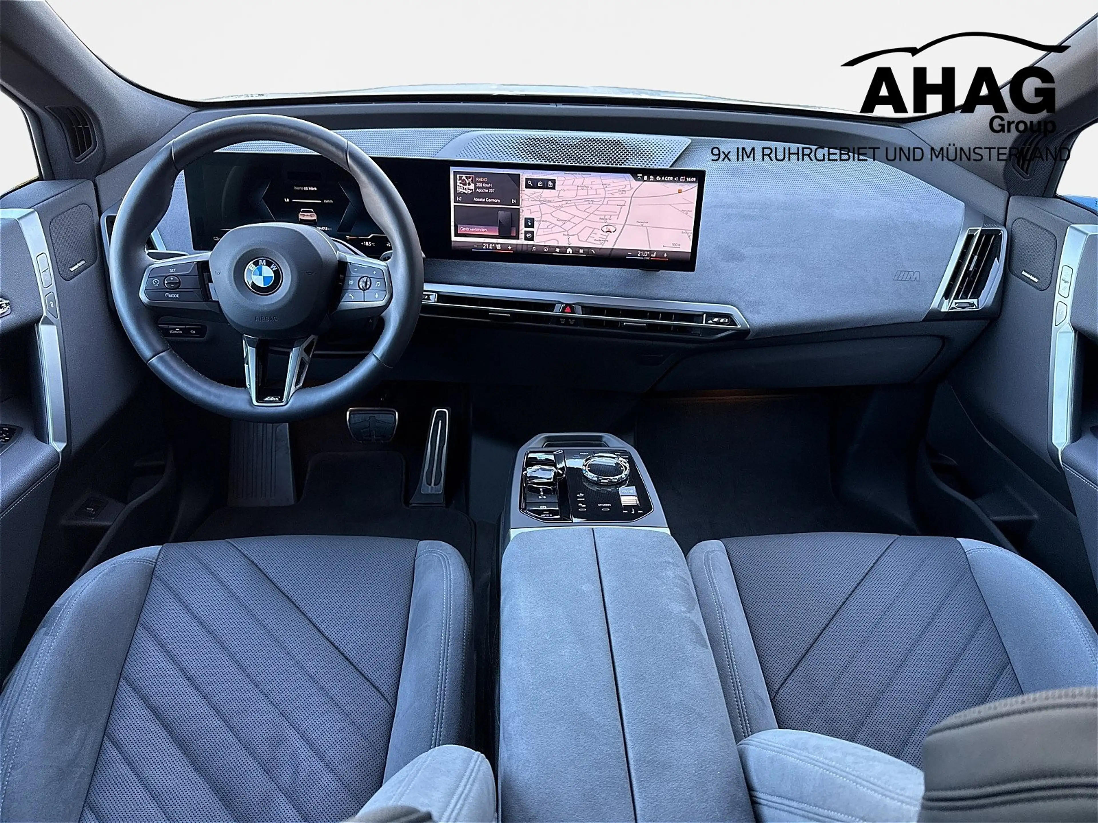 BMW iX xDrive45  M Sport AHK Sitzbelüf 360° ACC H/K — photo 9