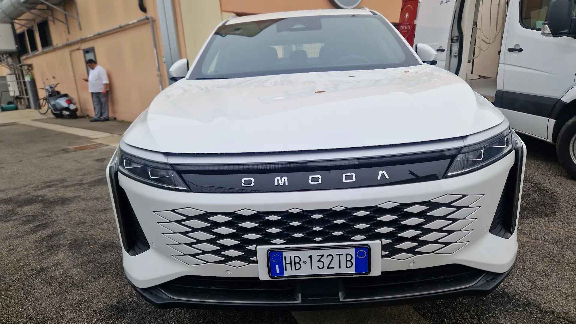 Omoda 9 SHS-P 1.5 tgdi phev Premium i-awd - 1