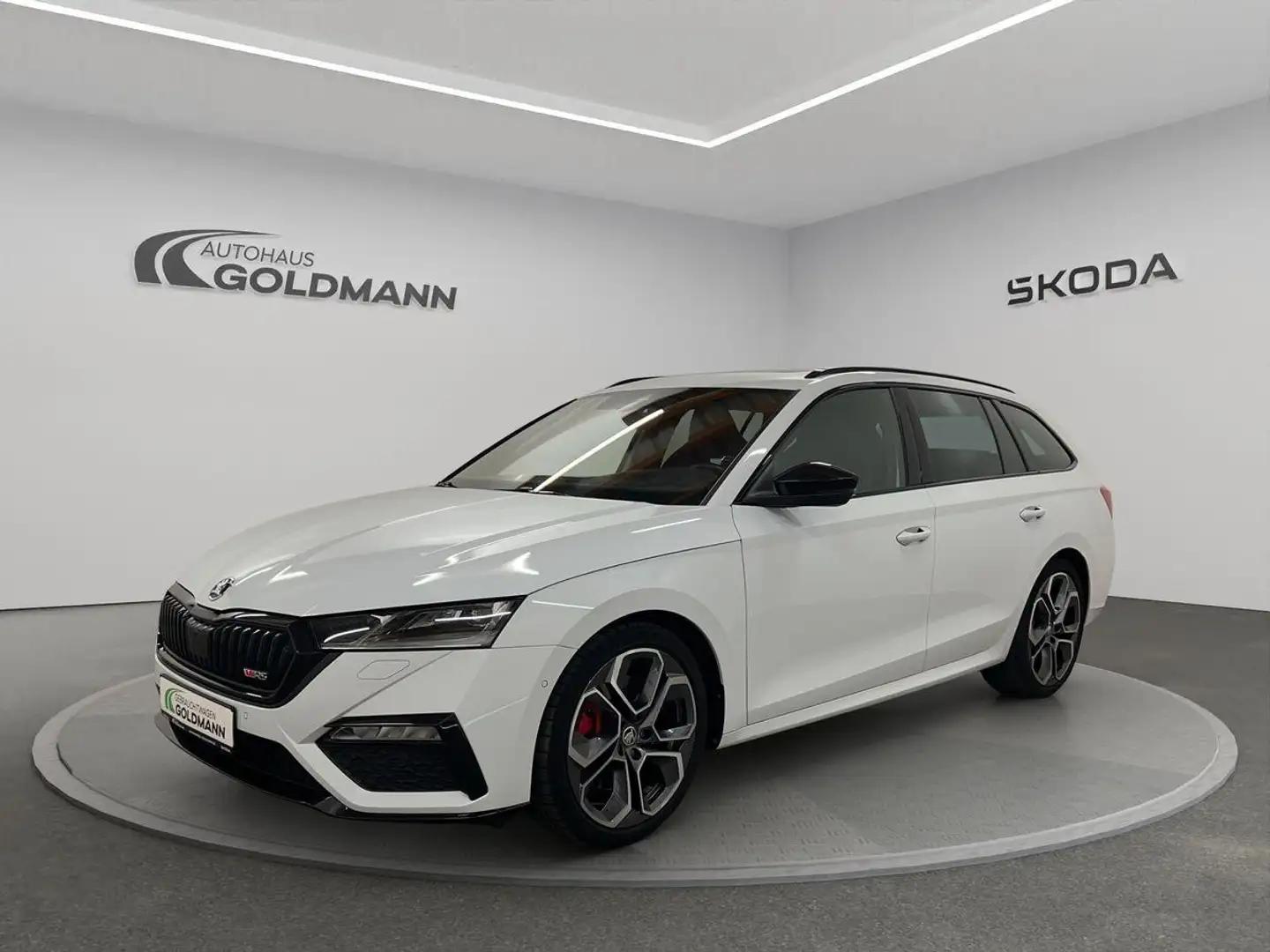 Skoda Octavia COMBI RS 2,0l TSI 180kW, DSG AHK Weiß - 1