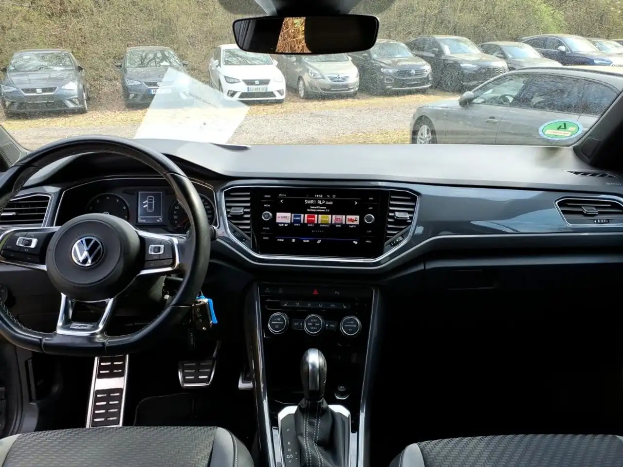 Volkswagen T-Roc 1.5 TSI DSG R-LINE +AHK +LED +ACC +CARPLAY +SHZ + 9