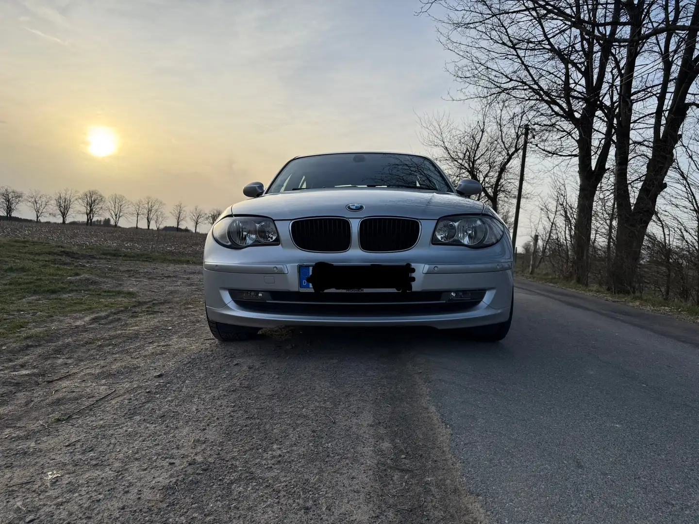 BMW 118 118i Grau - 2