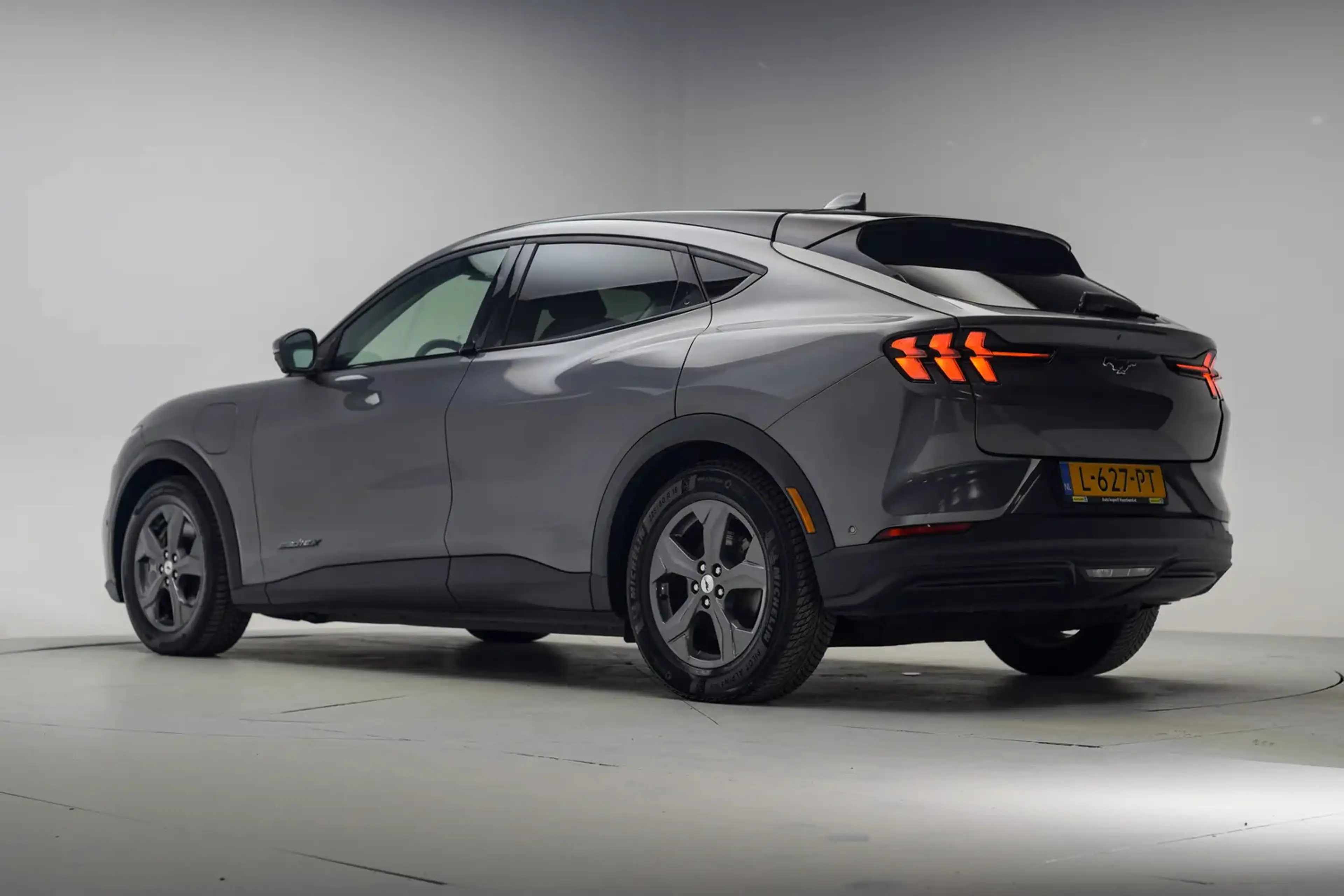 Ford Mustang Mach-E Extended RWD 98 kWh [ Panoramadak B&O 360°camera M — photo 3