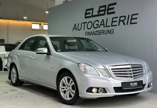 Mercedes-Benz E 220 CDI Lim BlueEffic. 7G-Tronic Avantgarde