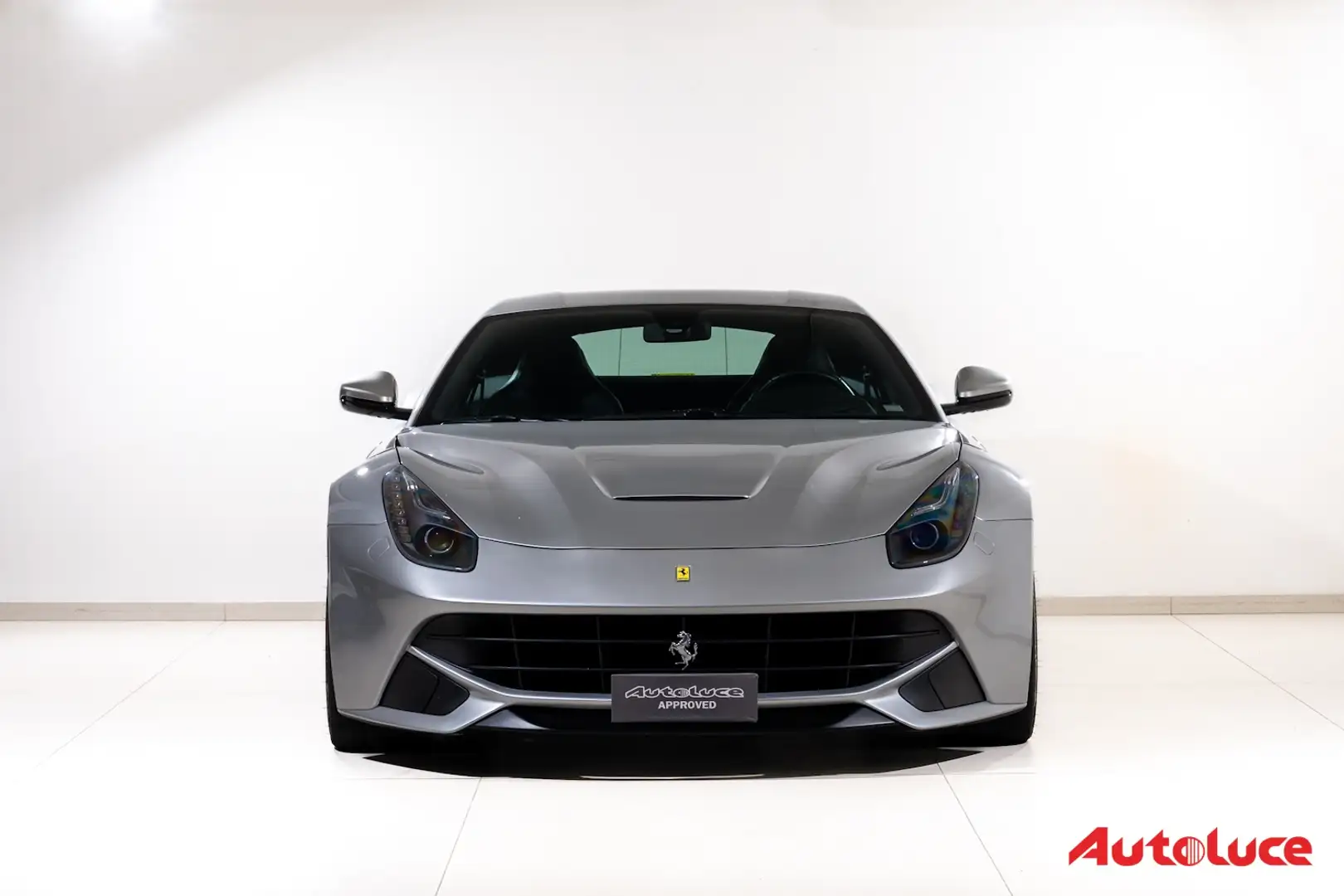Ferrari F12 Berlinetta | Italiana | Sollevatore di disimpegno Argento - 2