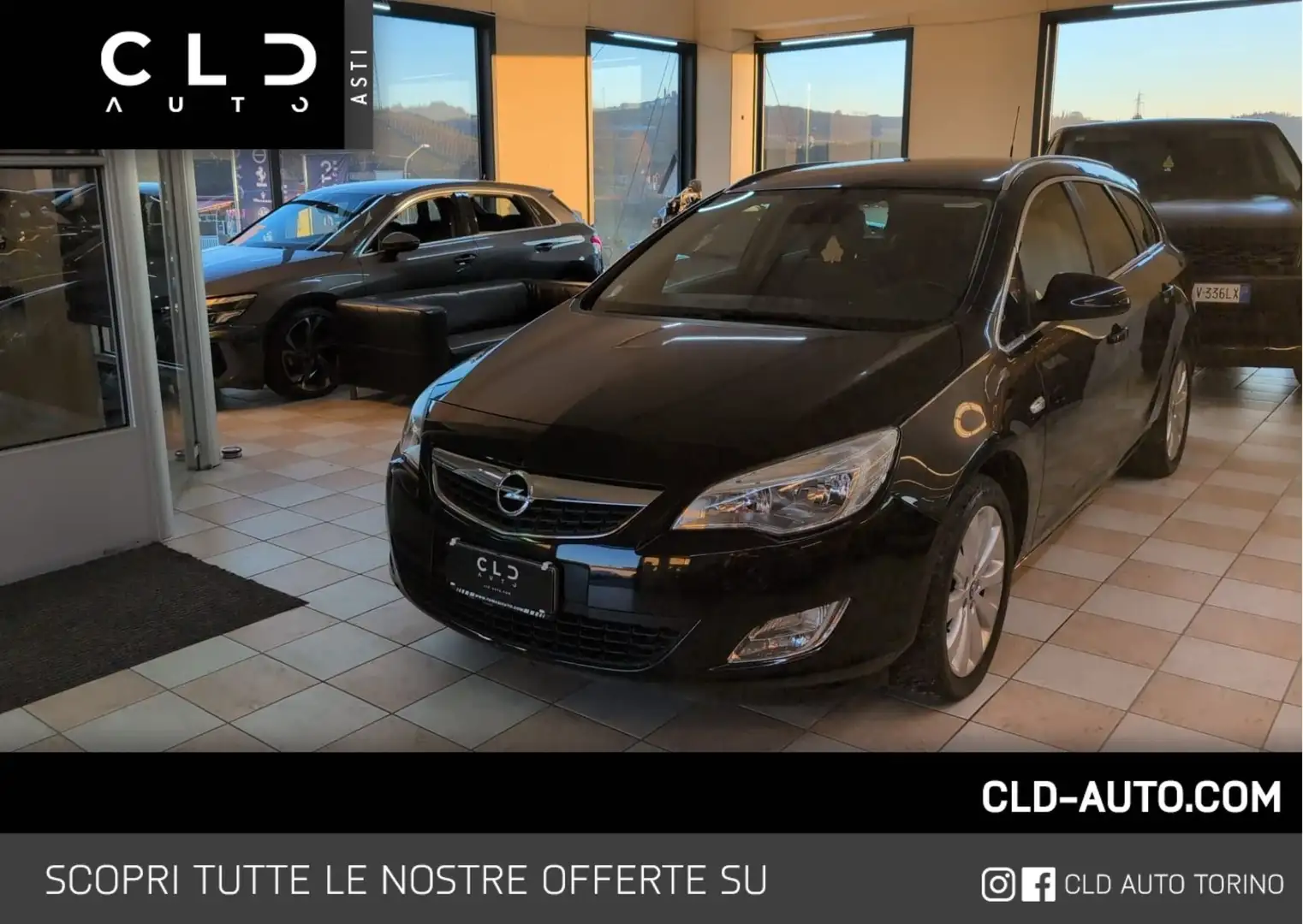 Opel Astra Sports Tourer 1.4 t Cosmo 140cv Negru - 1