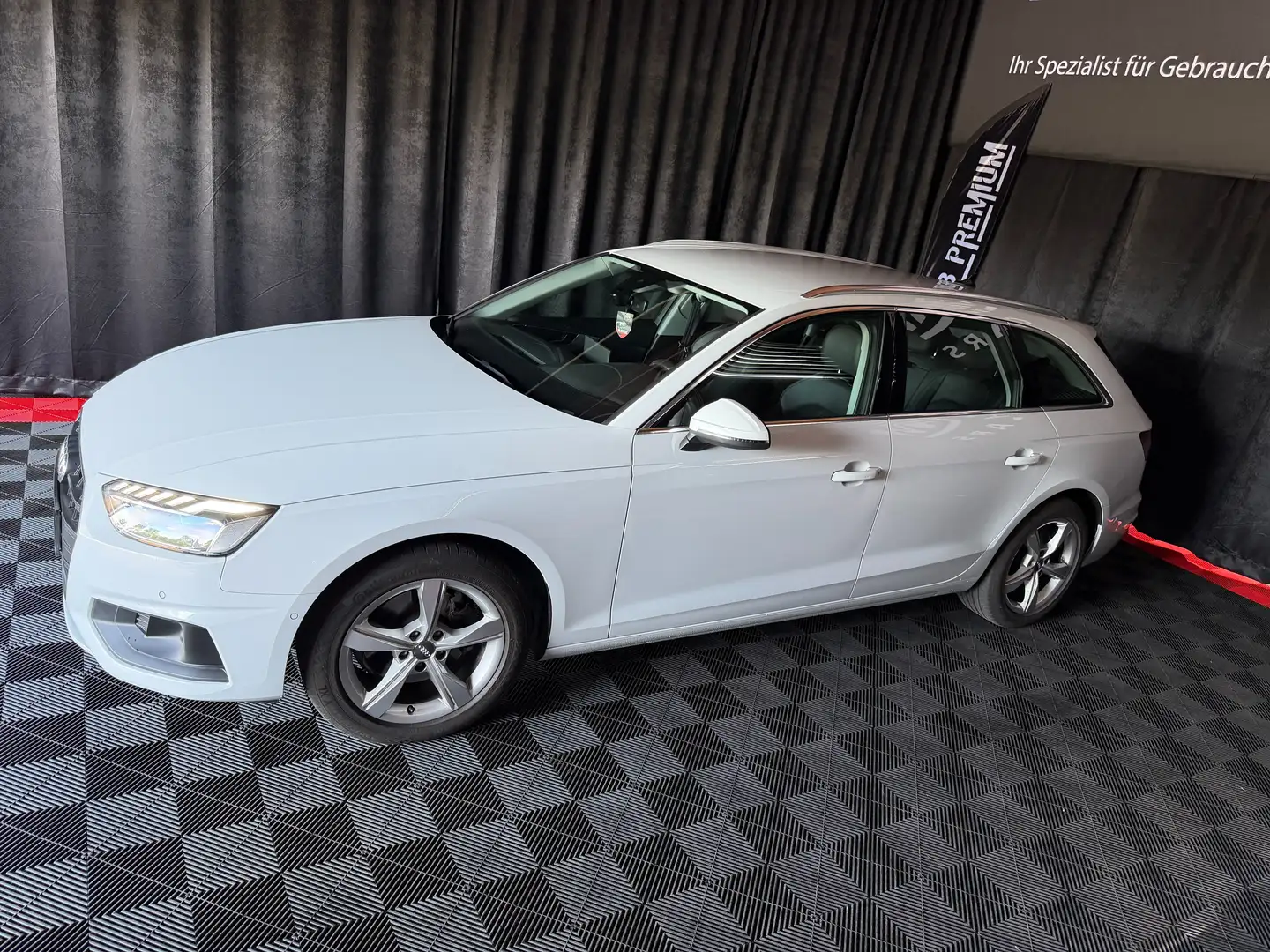 Audi A4 30 TDI *VIRTUAL*KAMERA*Sport* Weiß - 2