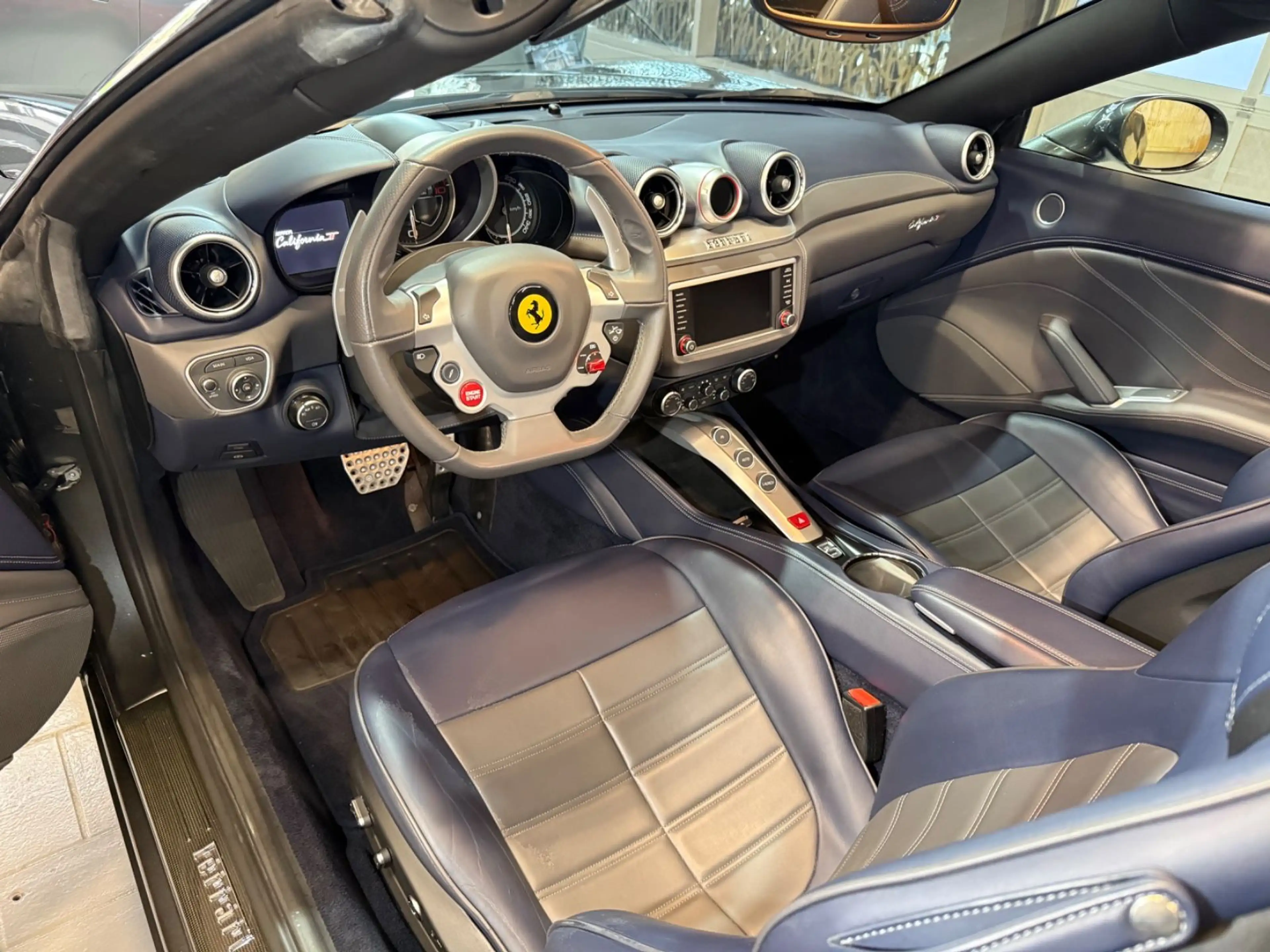 Ferrari California 3.9 V8 T 4-Sitzer CARBON~KAMERA~LEDER — photo 14