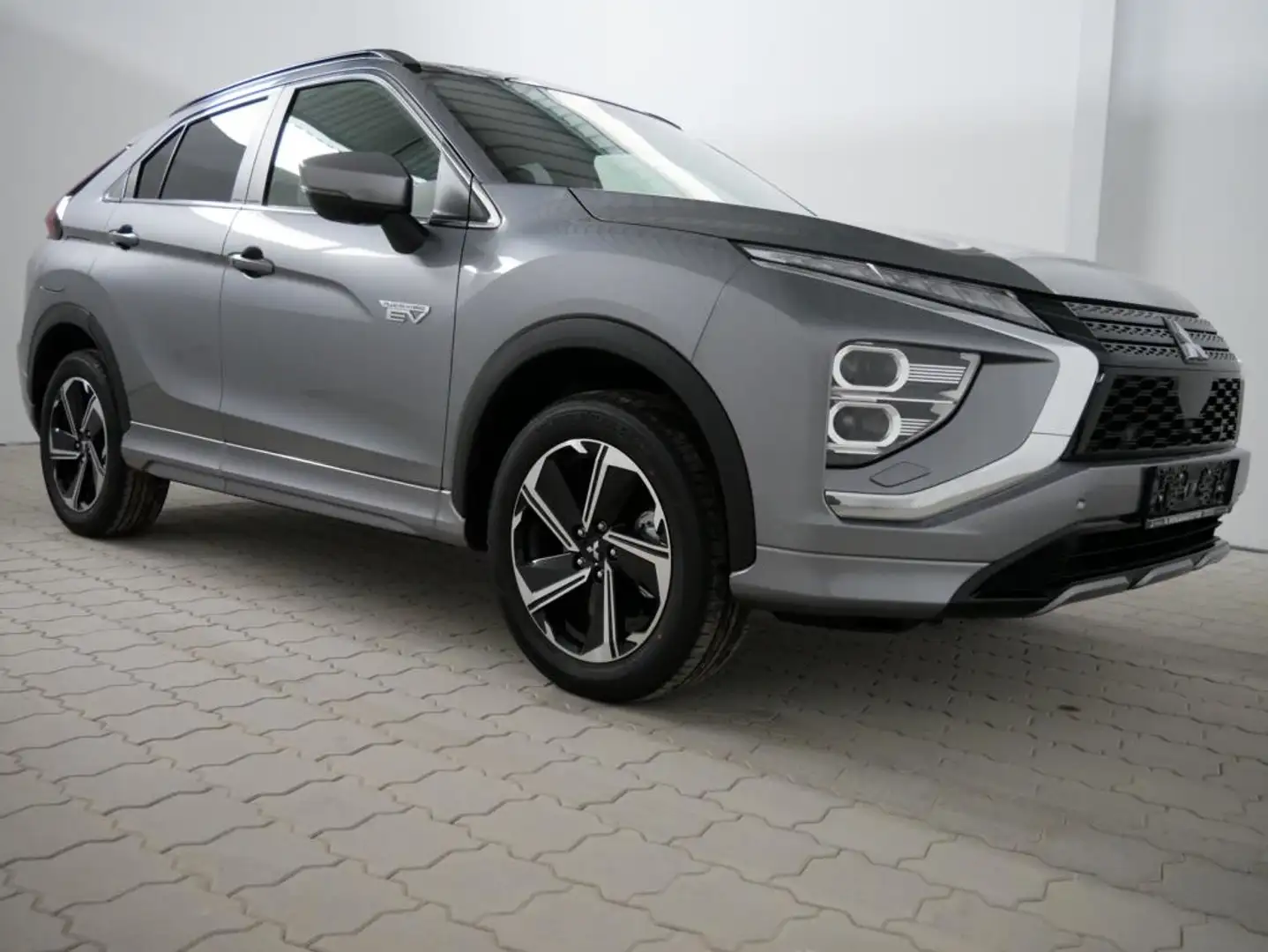 Mitsubishi Eclipse Cross Plug-in Hybrid TOP mit Schied. 8 Jah. Garantie Grau - 2