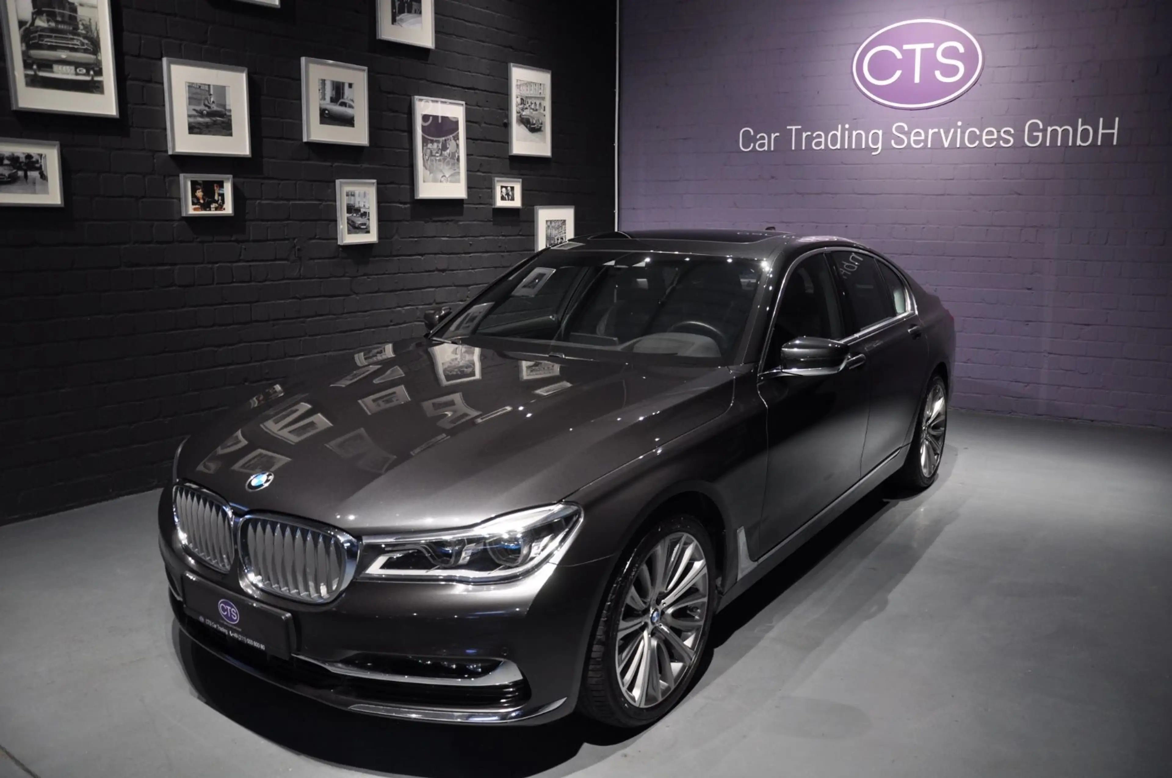 BMW 750 7 750 i xDrive — photo 10